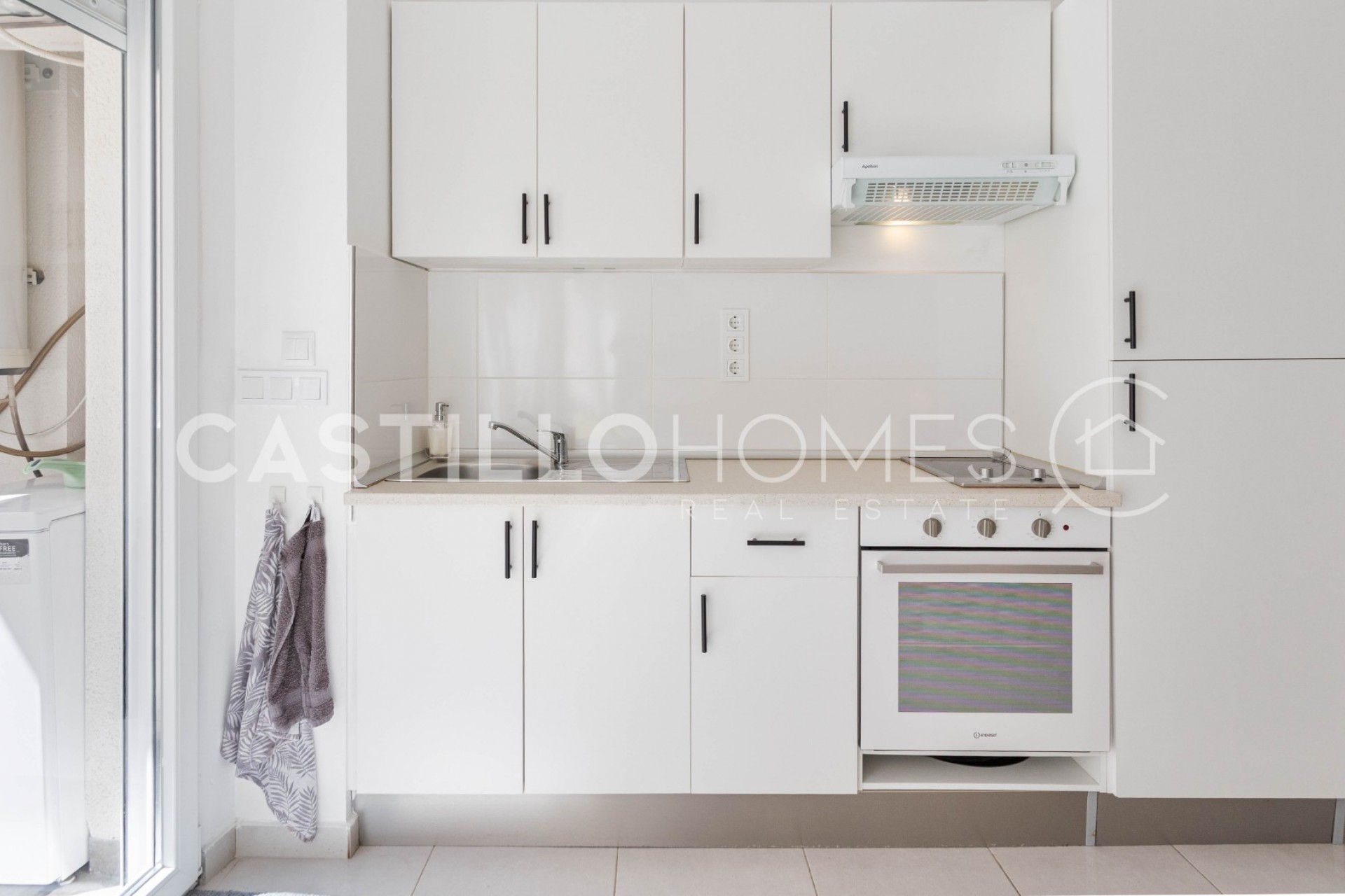 Reventa - Studio -
Torrevieja - Centro