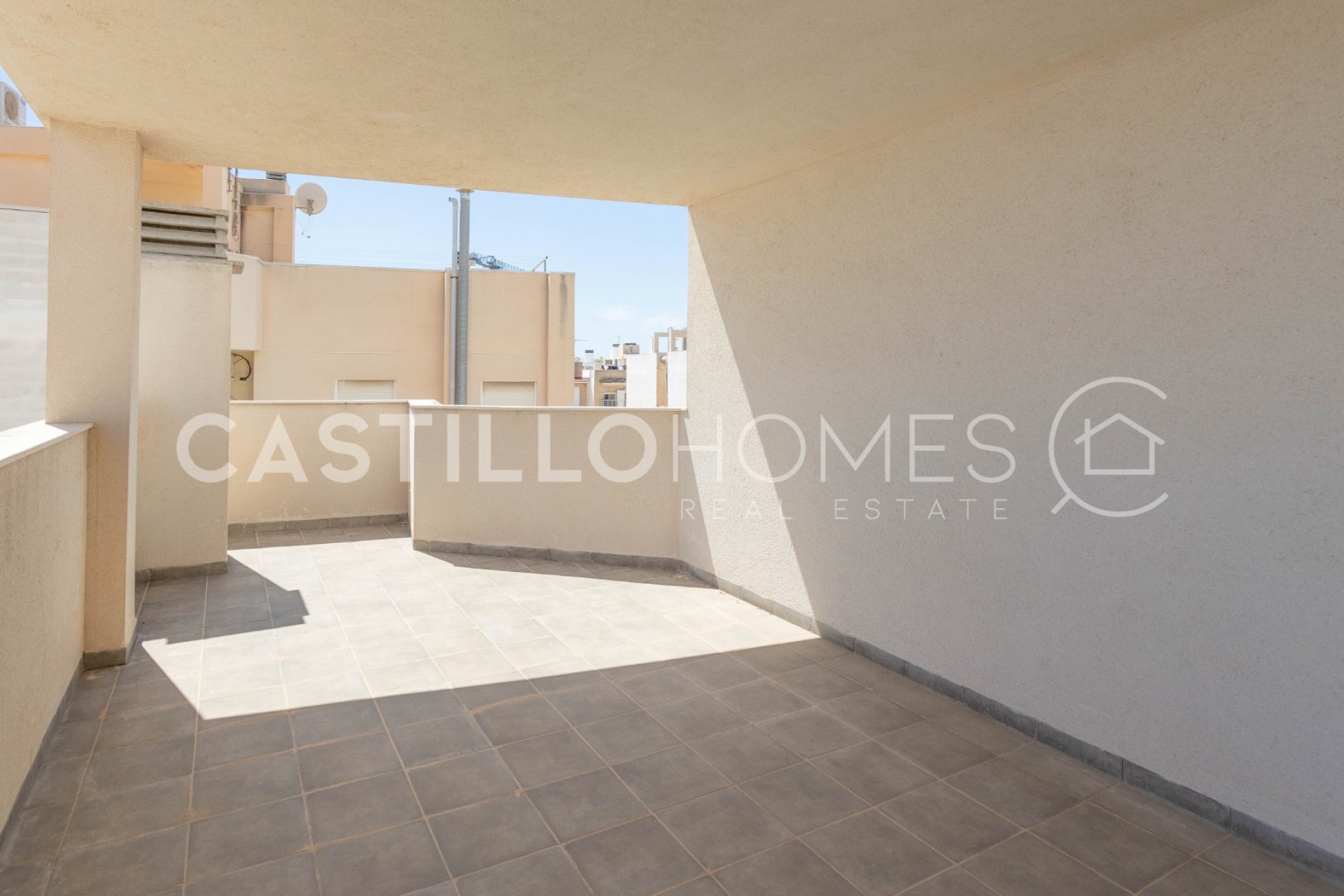 Reventa - Studio -
Torrevieja - Centro