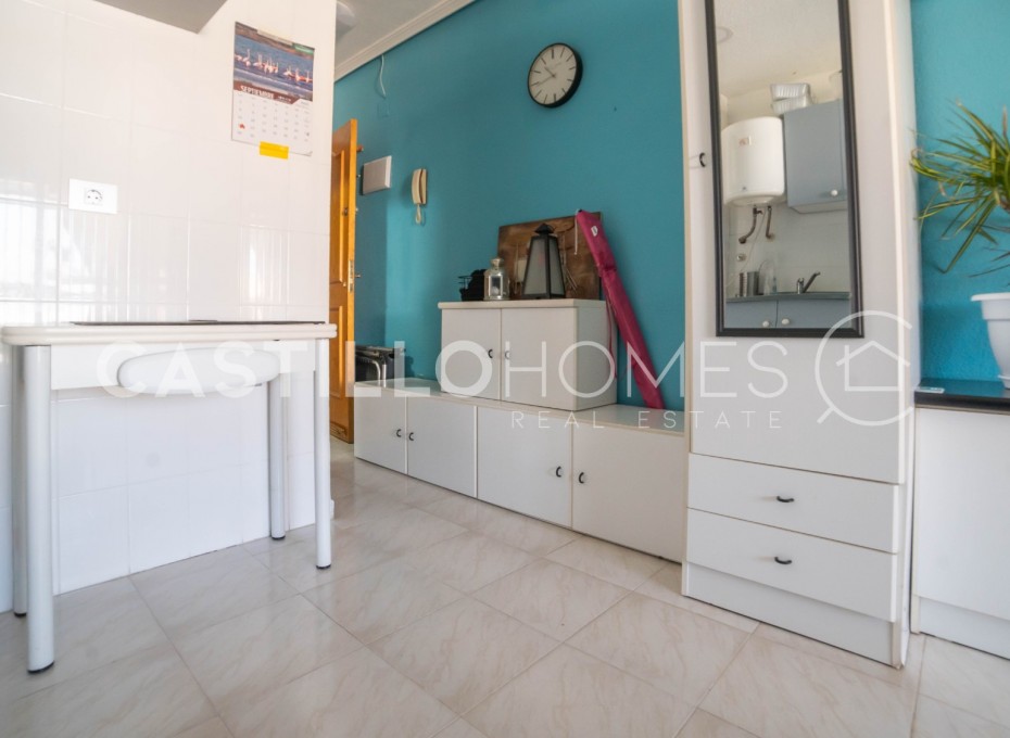 Reventa - Studio -
Torrevieja - La Mata