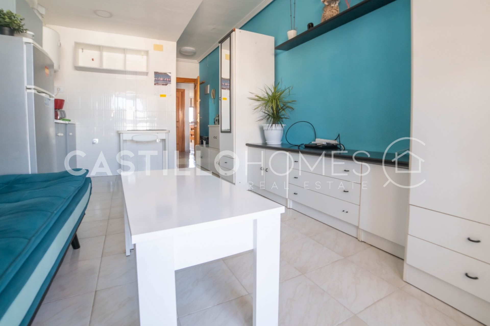 Reventa - Studio -
Torrevieja - La Mata