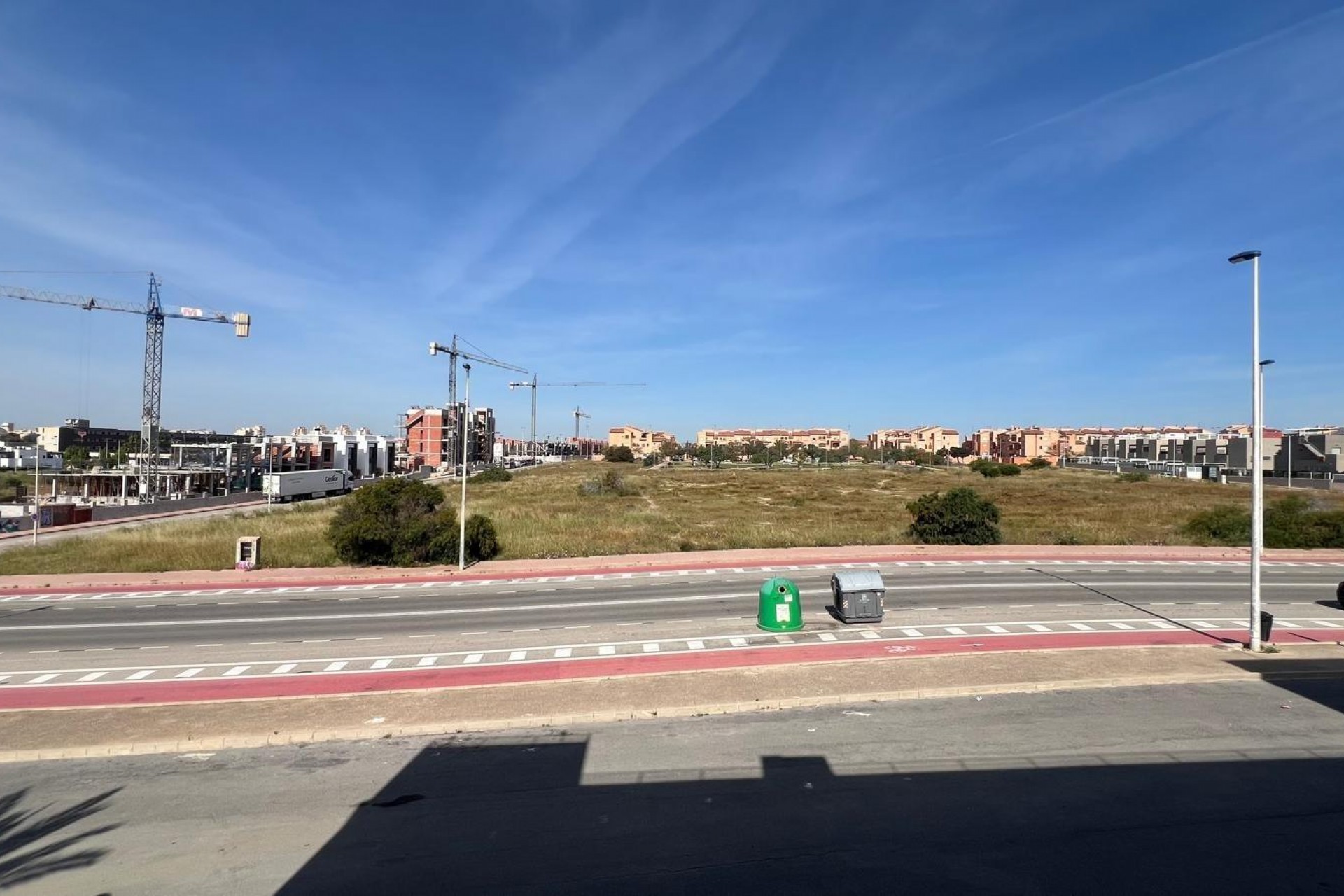 Reventa - Studio -
Torrevieja - Urb. Rosaleda