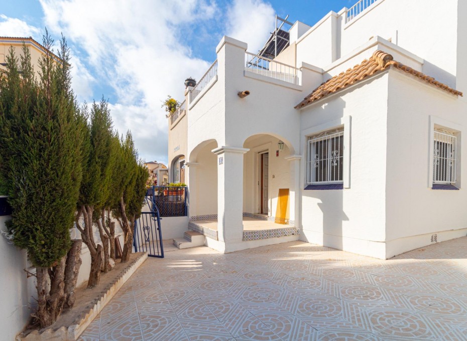 Reventa - Terraced house -
Orihuela Costa - La Florida