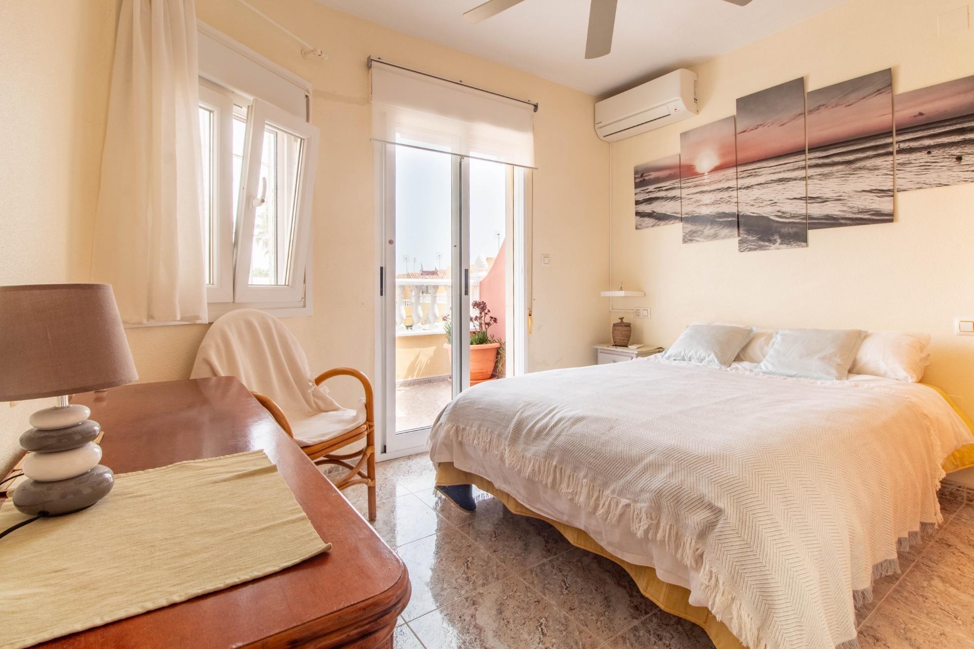 Reventa - Terraced house -
Orihuela Costa - La Regia