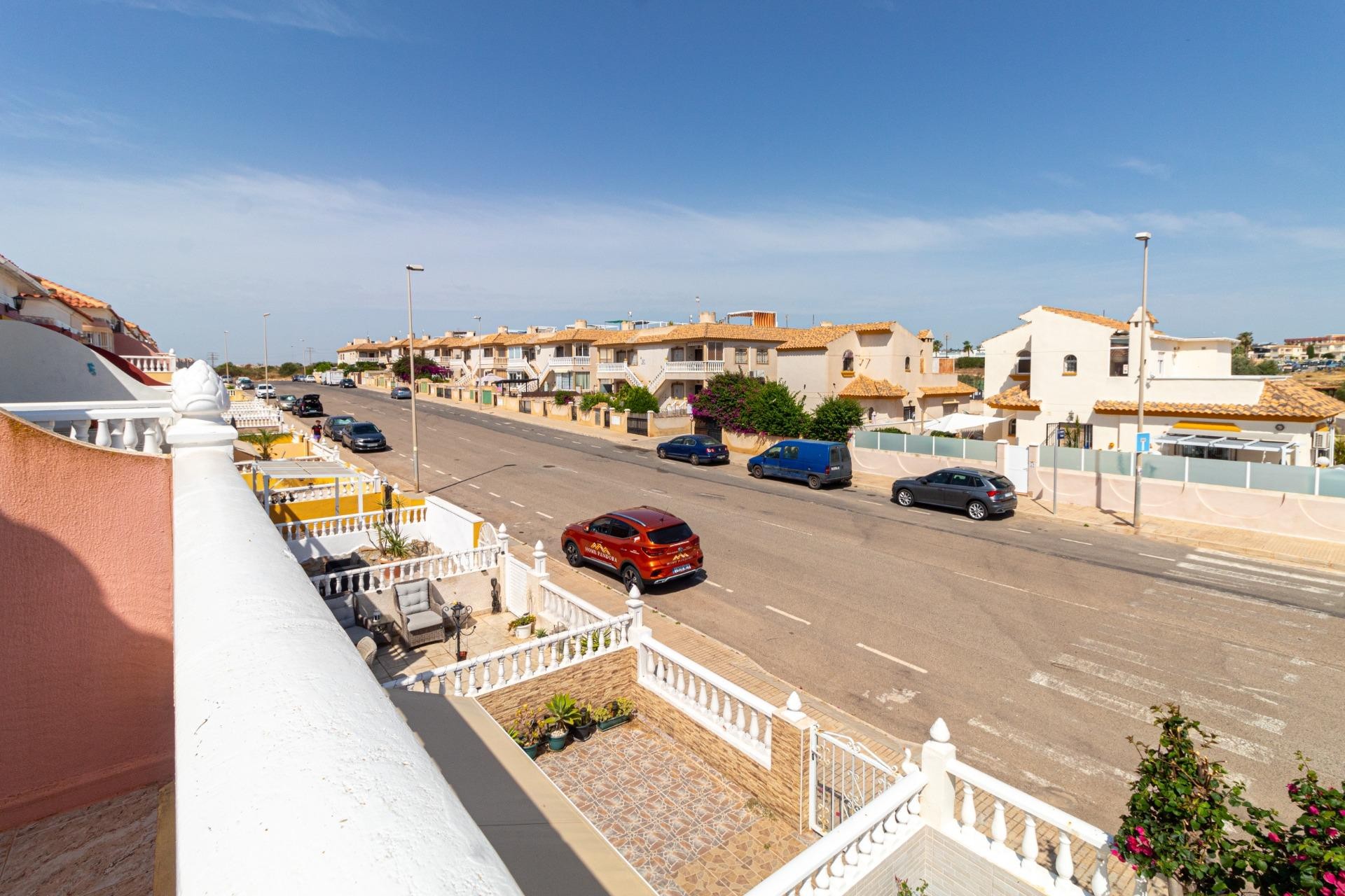 Reventa - Terraced house -
Orihuela Costa - La Regia