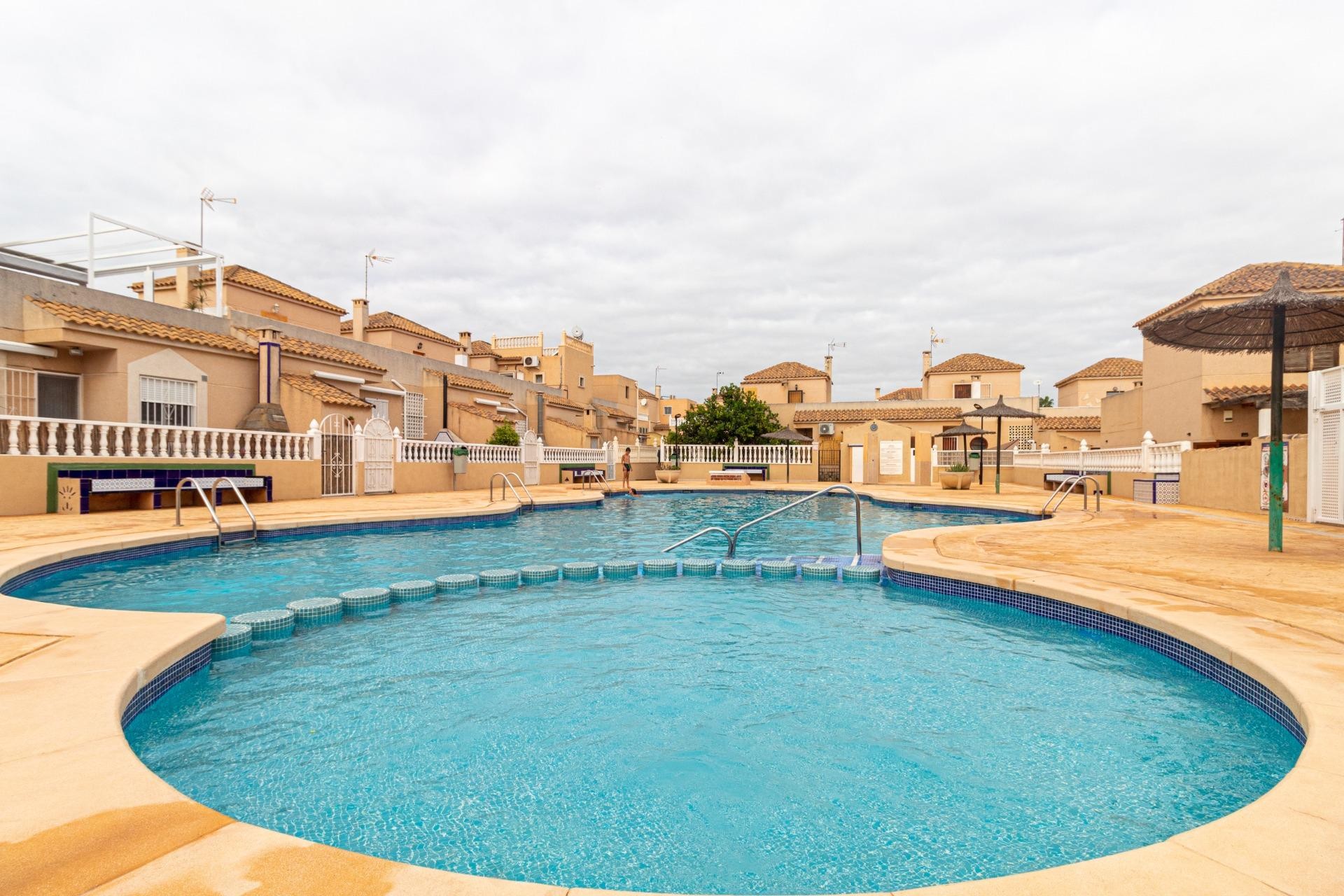 Reventa - Terraced house -
Torrevieja - Los altos