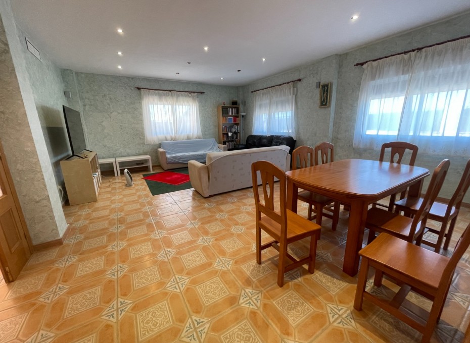 Reventa - Villa -
Albatera