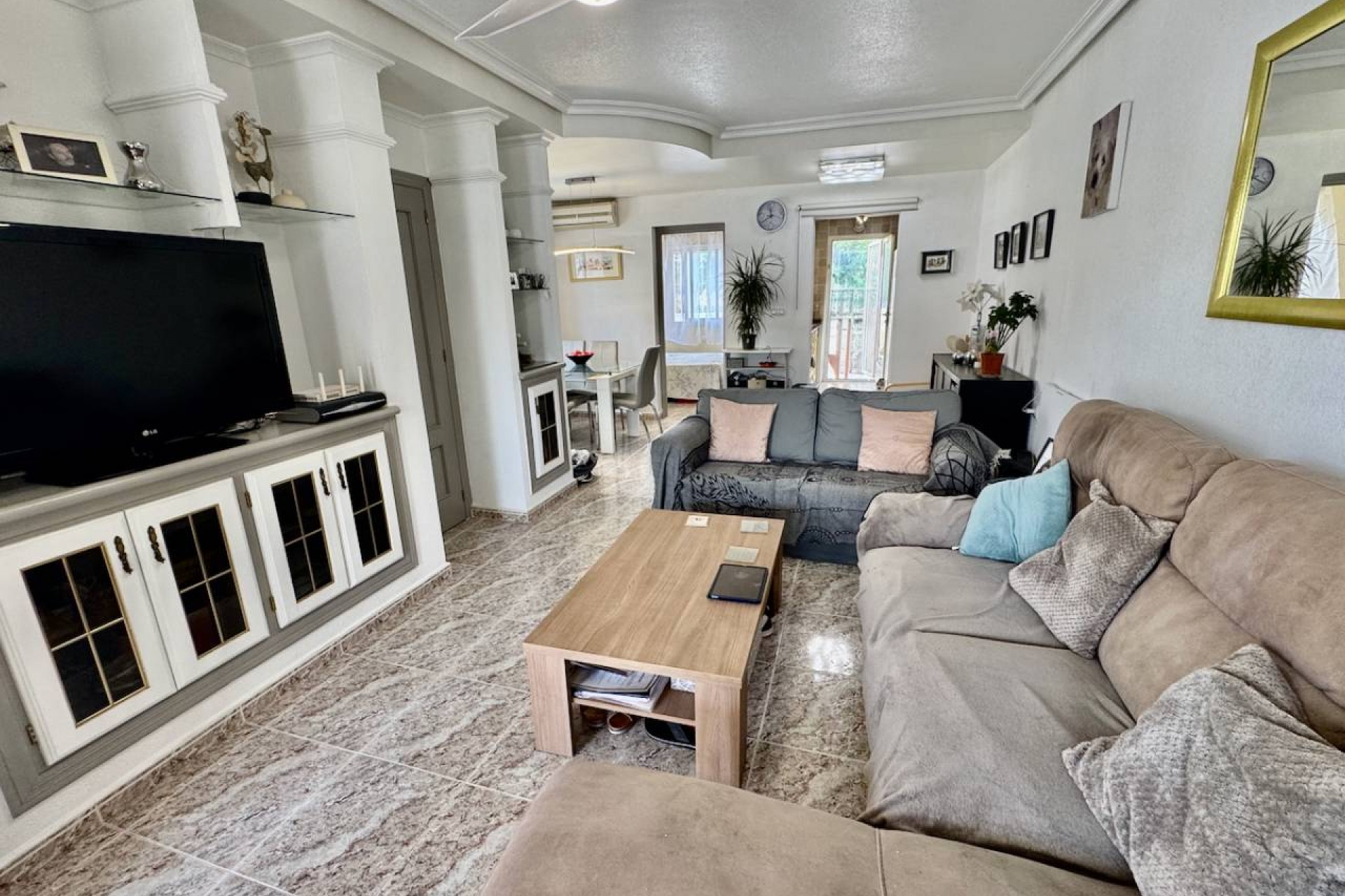 Reventa - Villa -
Algorfa - Lo Crispin