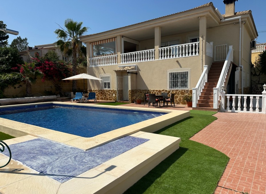 Reventa - Villa -
Algorfa - Lomas de Juliana