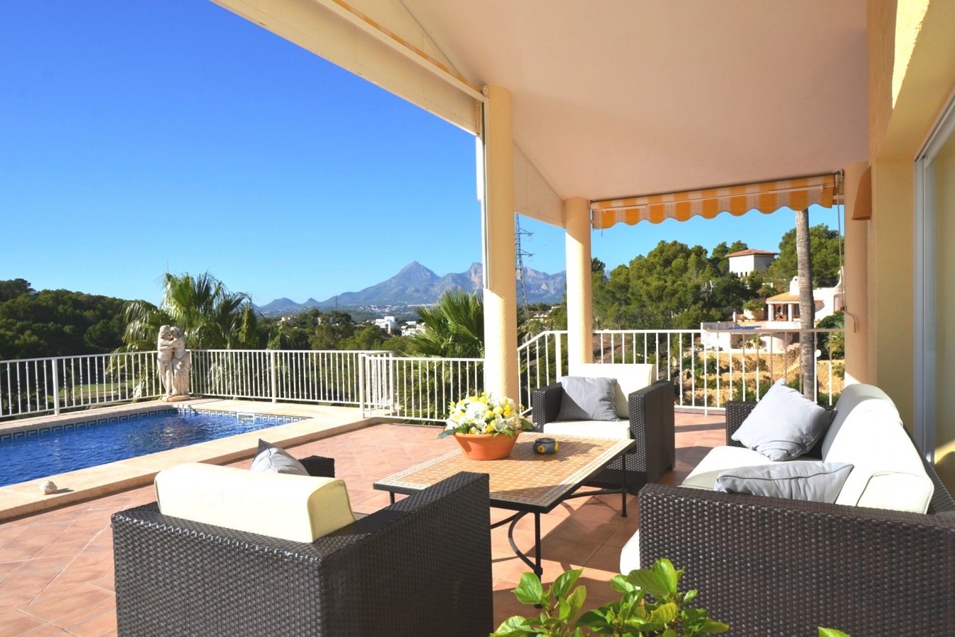 Reventa - Villa -
Altea