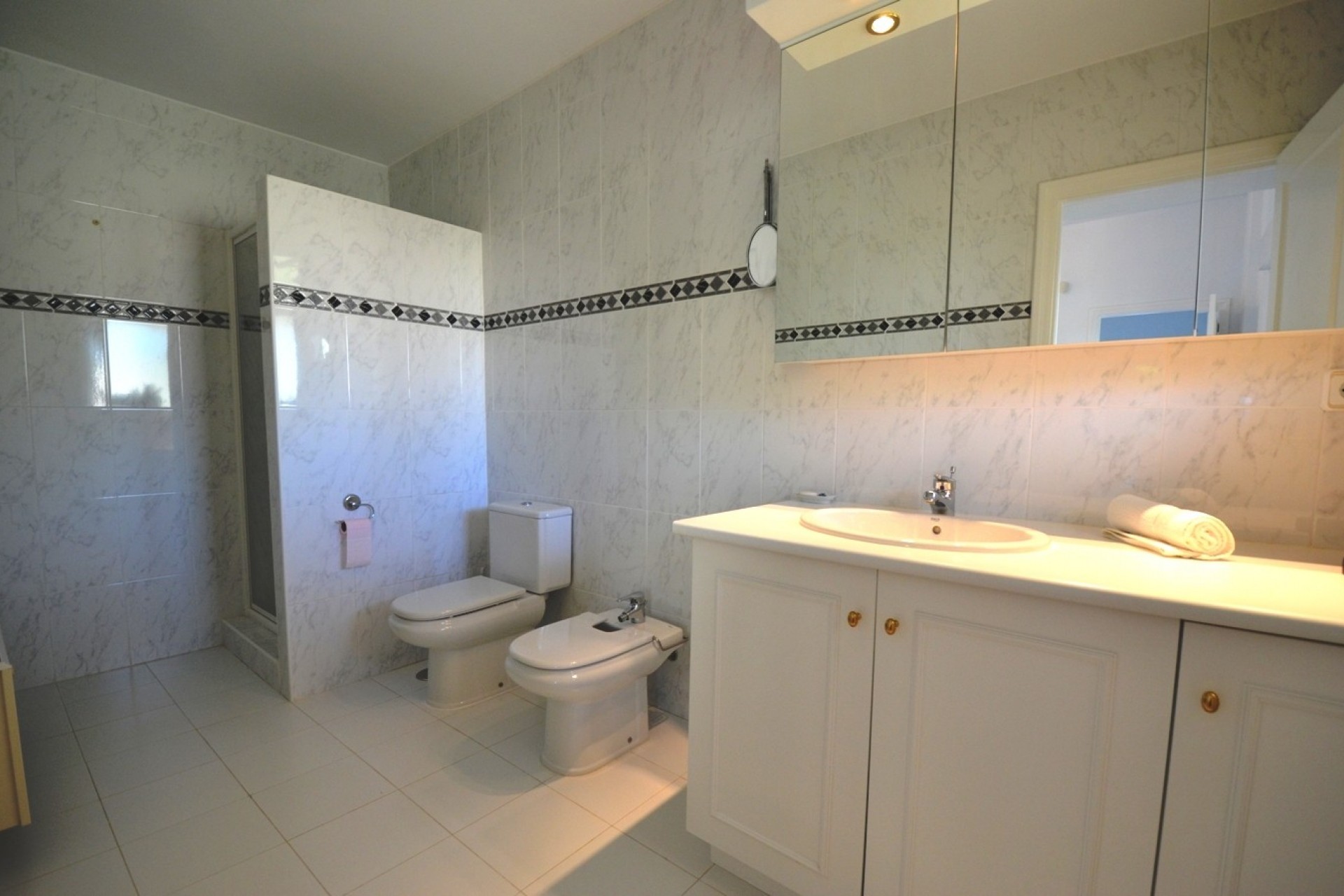 Reventa - Villa -
Altea