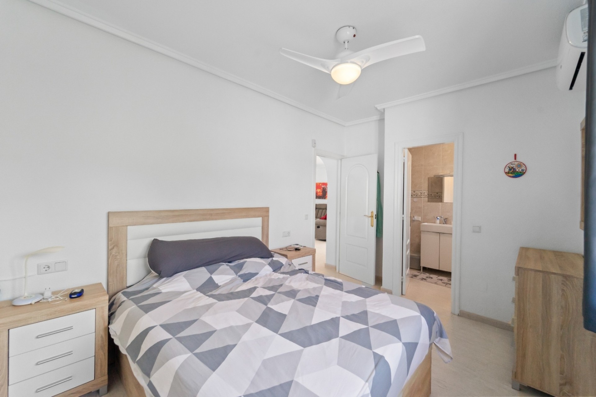 Reventa - Villa -
Benijofar - Monte Azul