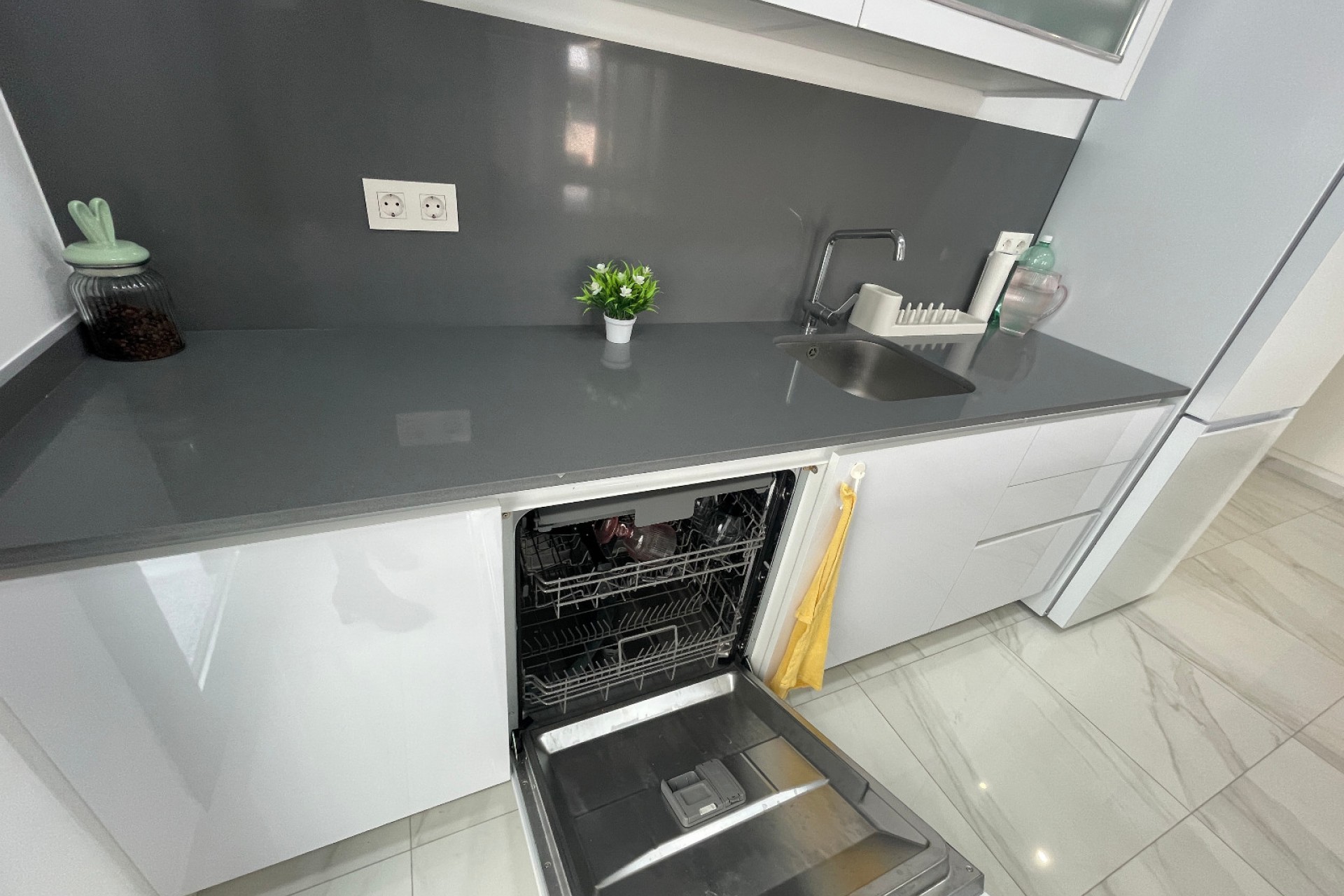 Reventa - Villa -
Benijofar