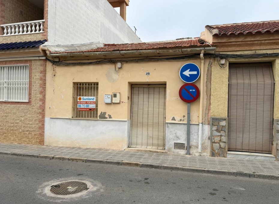 Reventa - Villa -
Benijofar