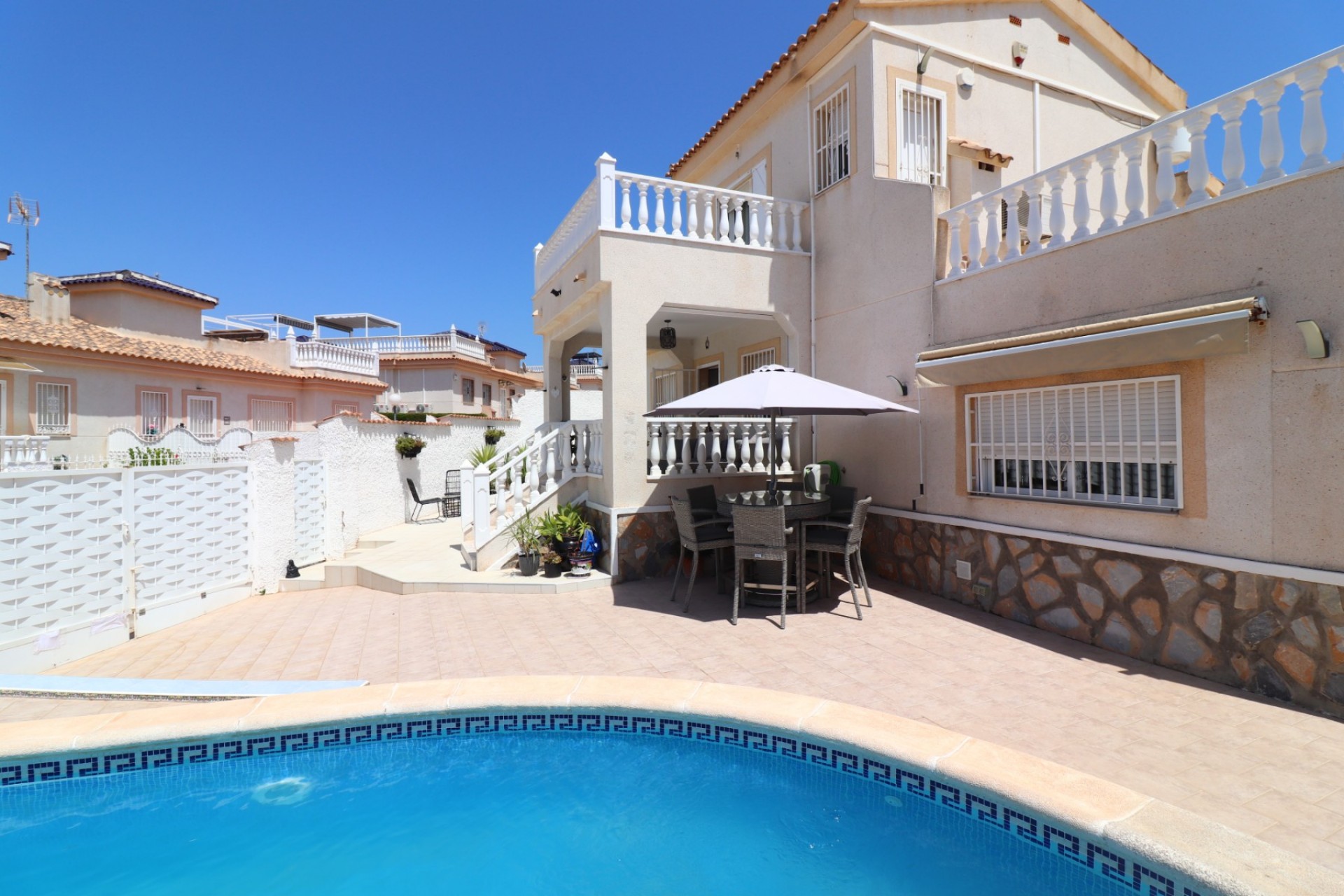 Reventa - Villa -
Benimar - Benimar I