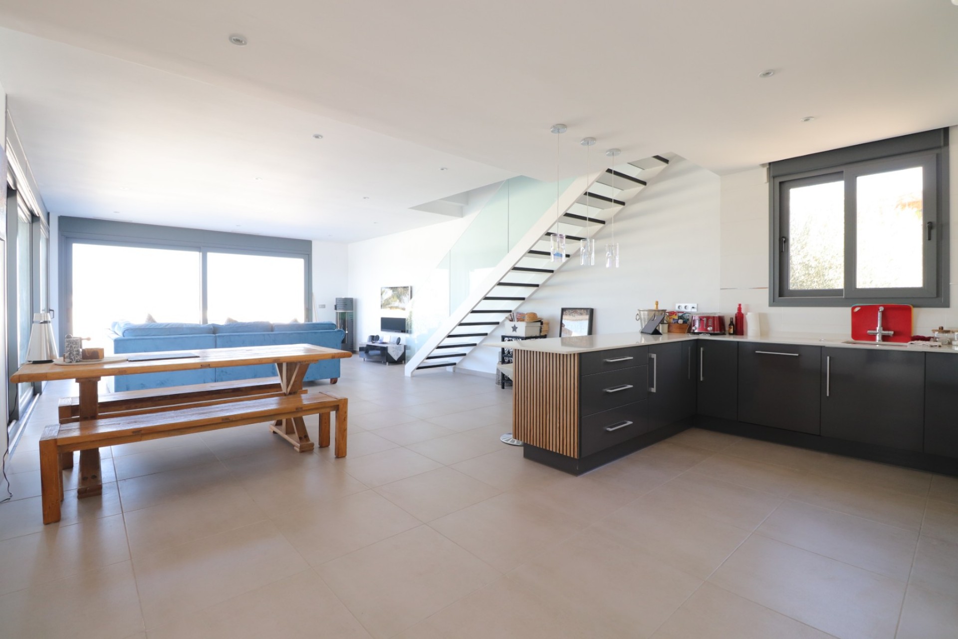 Reventa - Villa -
Benimar - Benimar III
