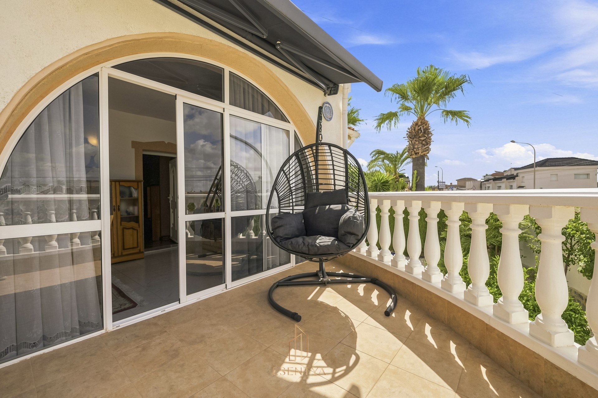 Reventa - Villa -
Ciudad quesada - Centro