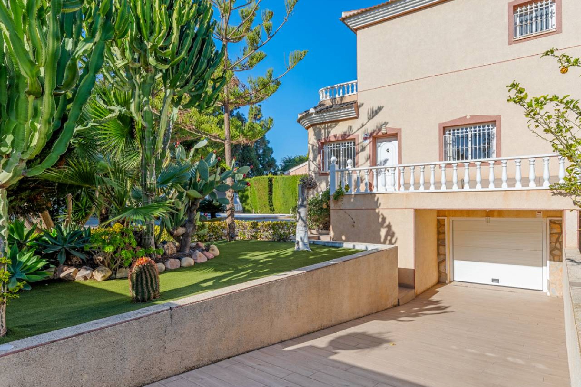 Reventa - Villa -
Ciudad Quesada - Doña Pepa