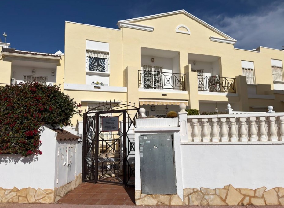 Reventa - Villa -
Ciudad Quesada - Doña Pepa