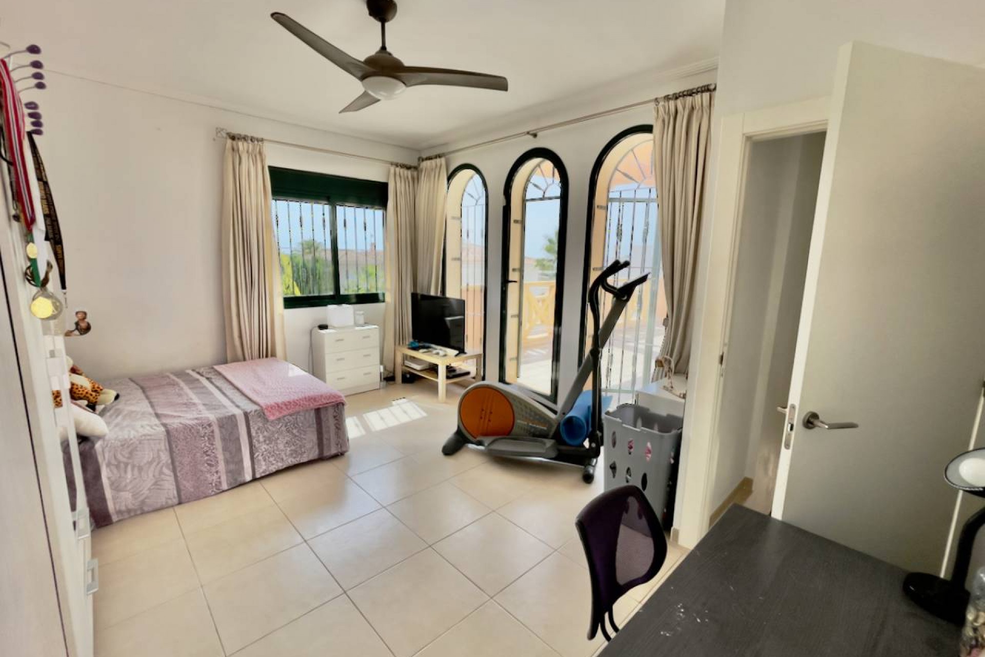 Reventa - Villa -
Ciudad Quesada - La Fiesta