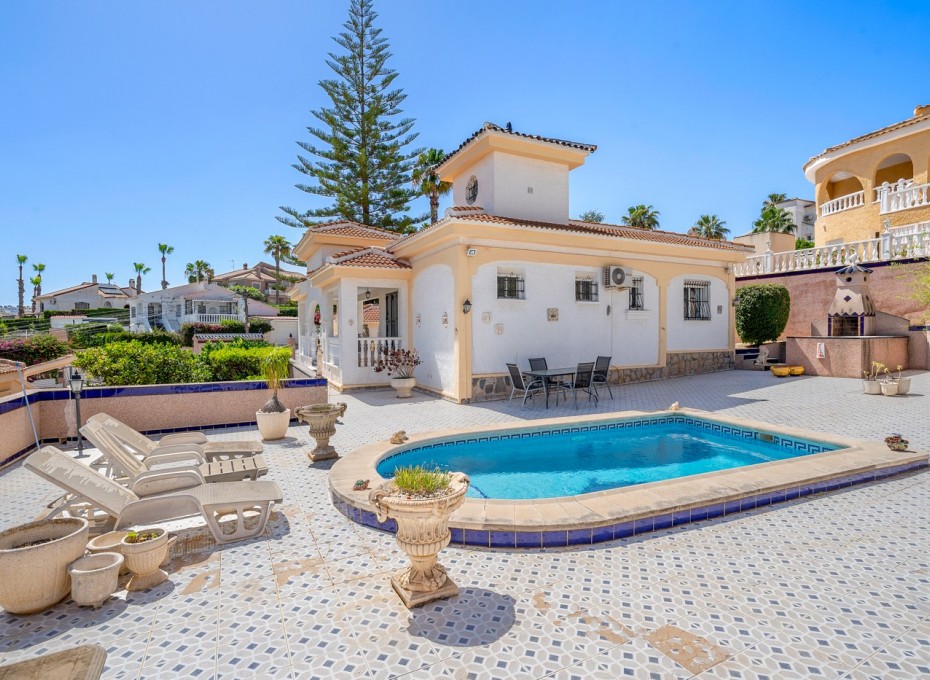 Reventa - Villa -
Ciudad Quesada - La Marquesa Golf