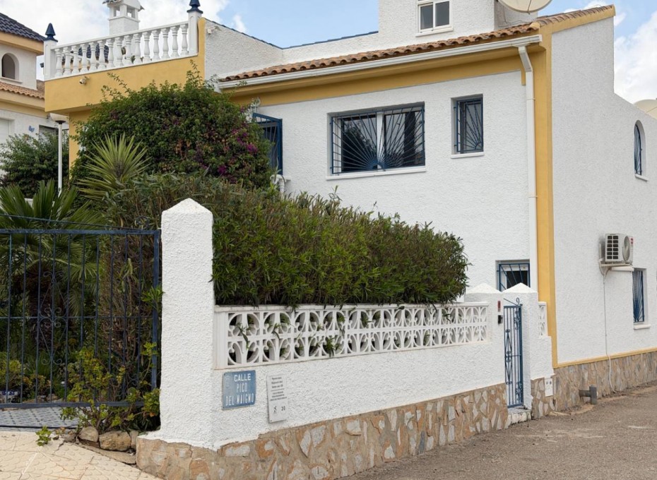 Reventa - Villa -
Ciudad Quesada - La Marquesa Golf