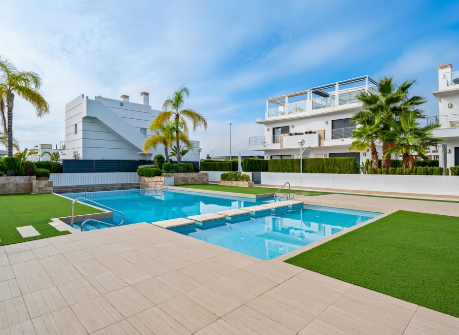 Reventa - Villa -
Ciudad Quesada - Lo Marabú