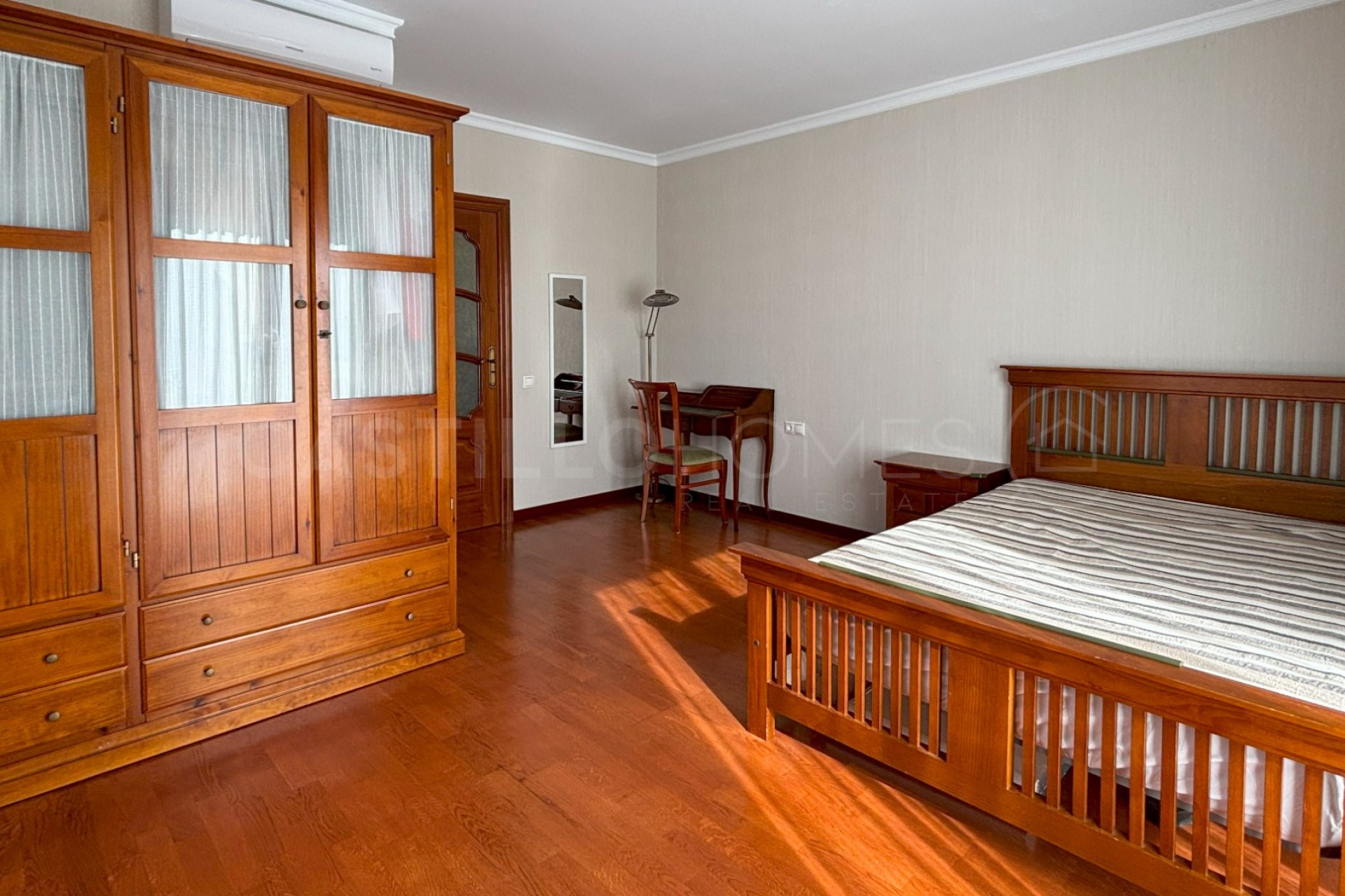 Reventa - Villa -
Ciudad Quesada - Urbanizaciones