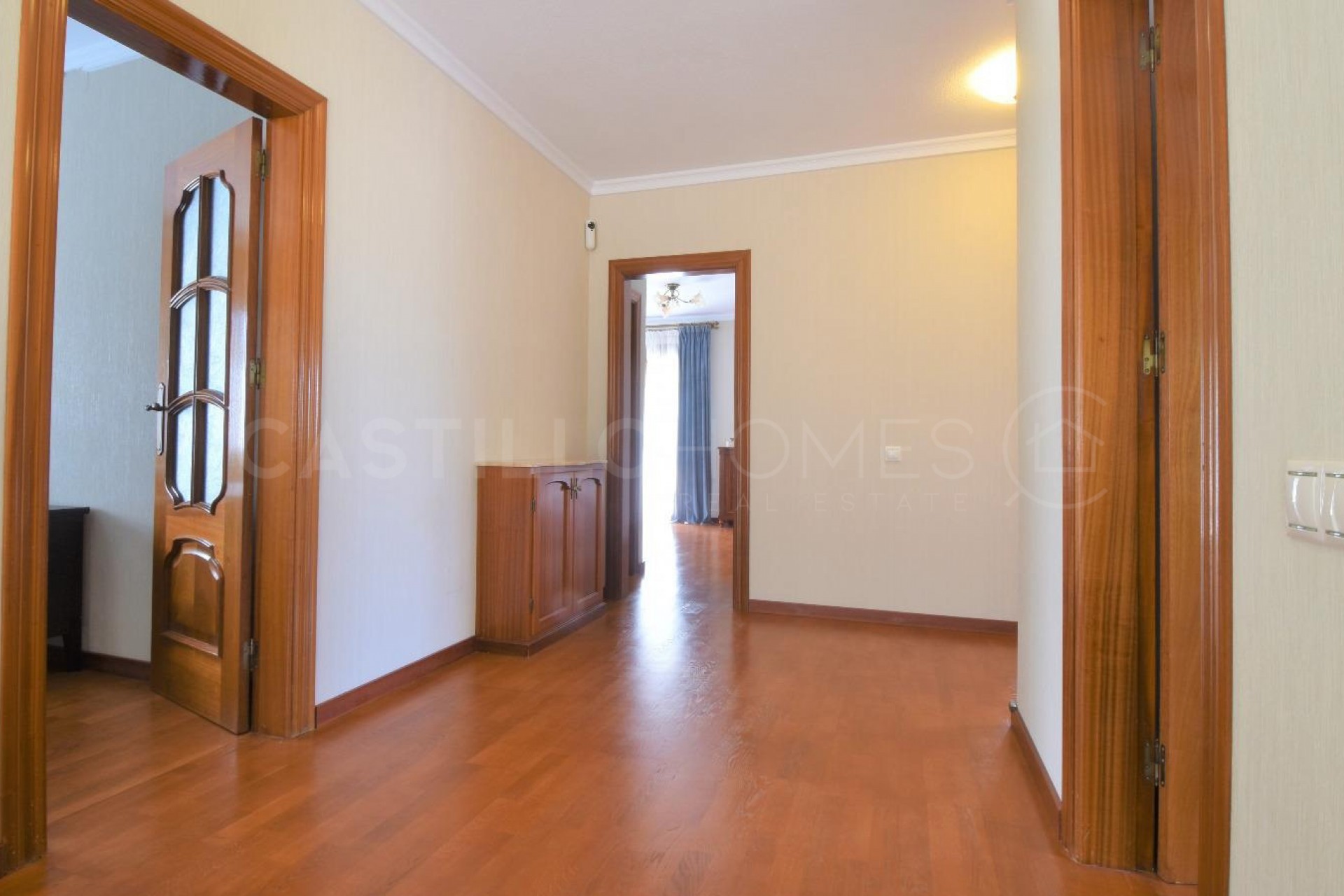 Reventa - Villa -
Ciudad Quesada - Urbanizaciones