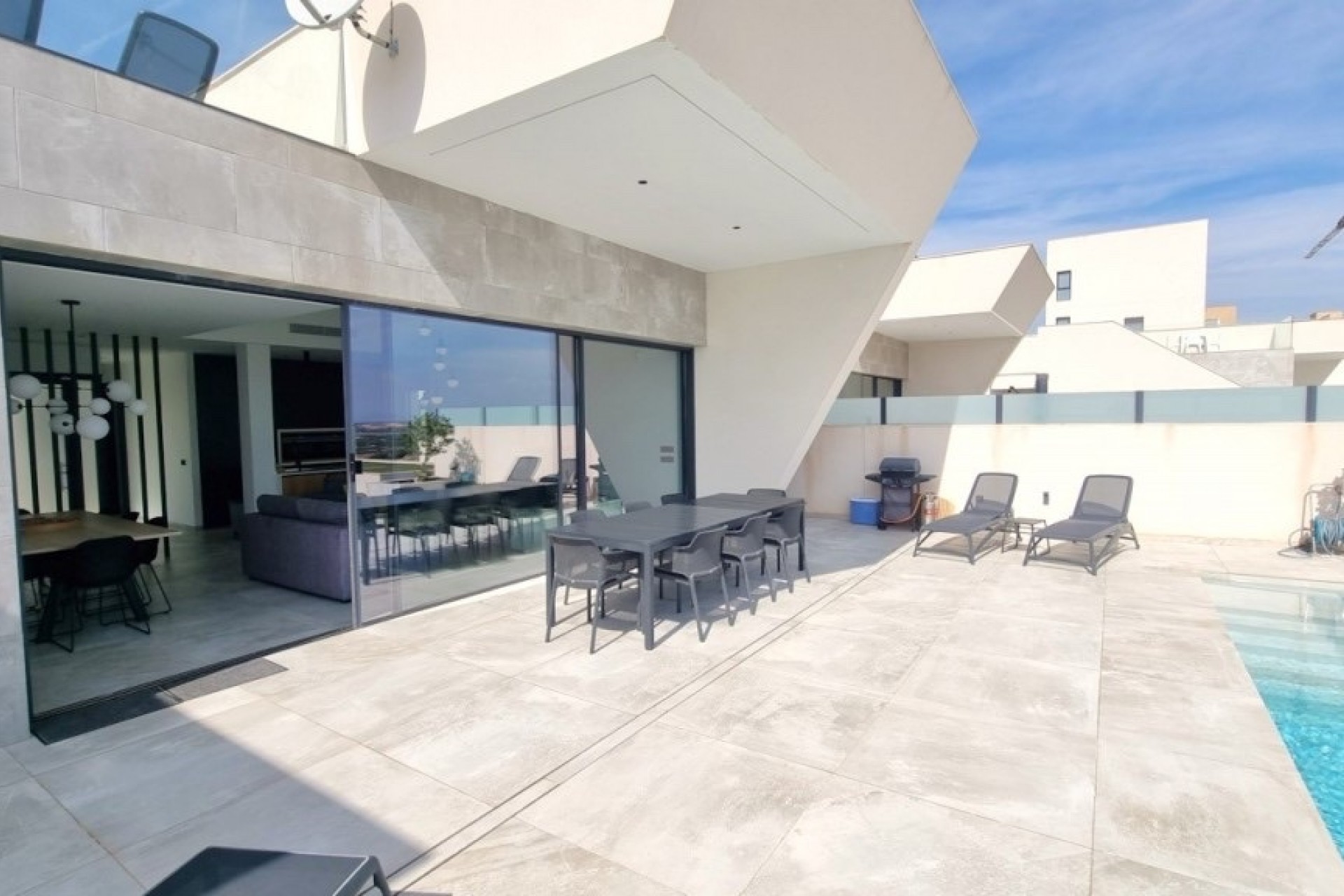 Reventa - Villa -
Ciudad Quesada