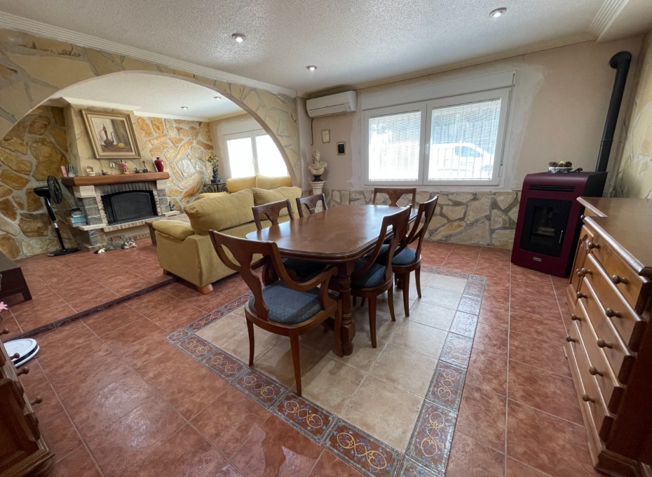 Reventa - Villa -
Crevillente