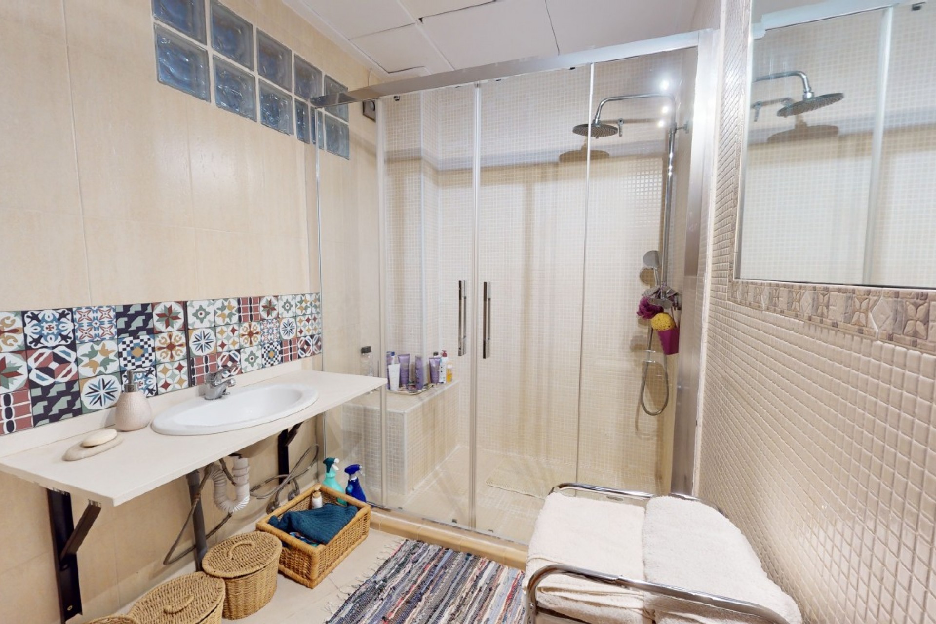 Reventa - Villa -
Dolores