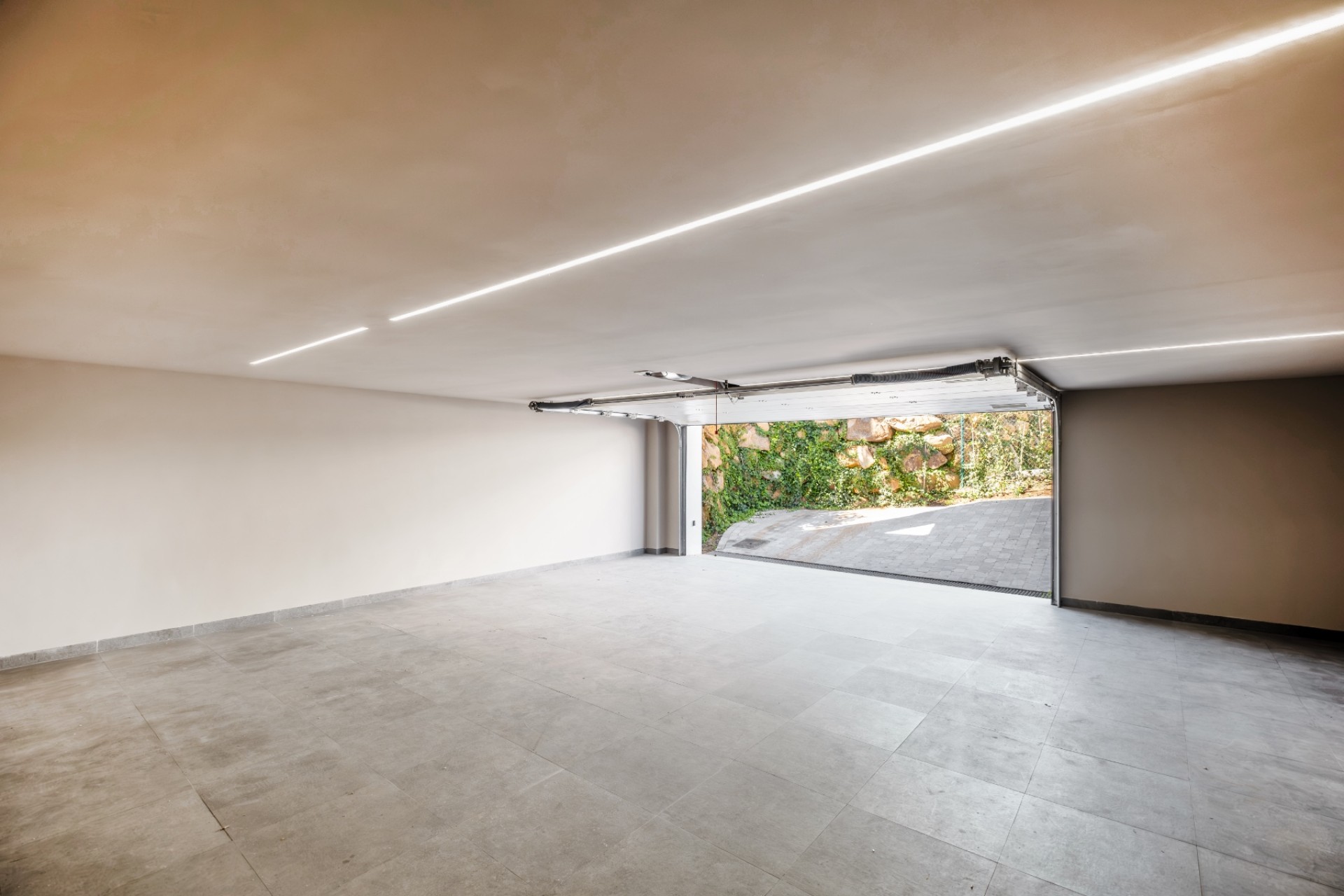 Reventa - Villa -
Estepona - El Paraíso