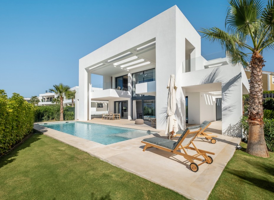 Reventa - Villa -
Estepona - El Paraíso