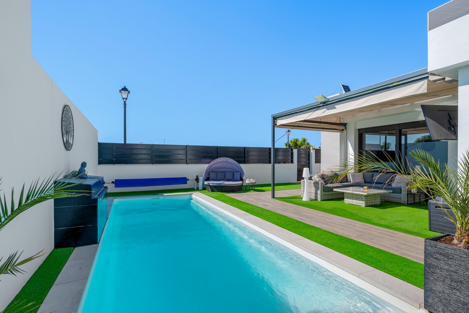 Reventa - Villa -
Fortuna - Urbanizacion Las Kalendas