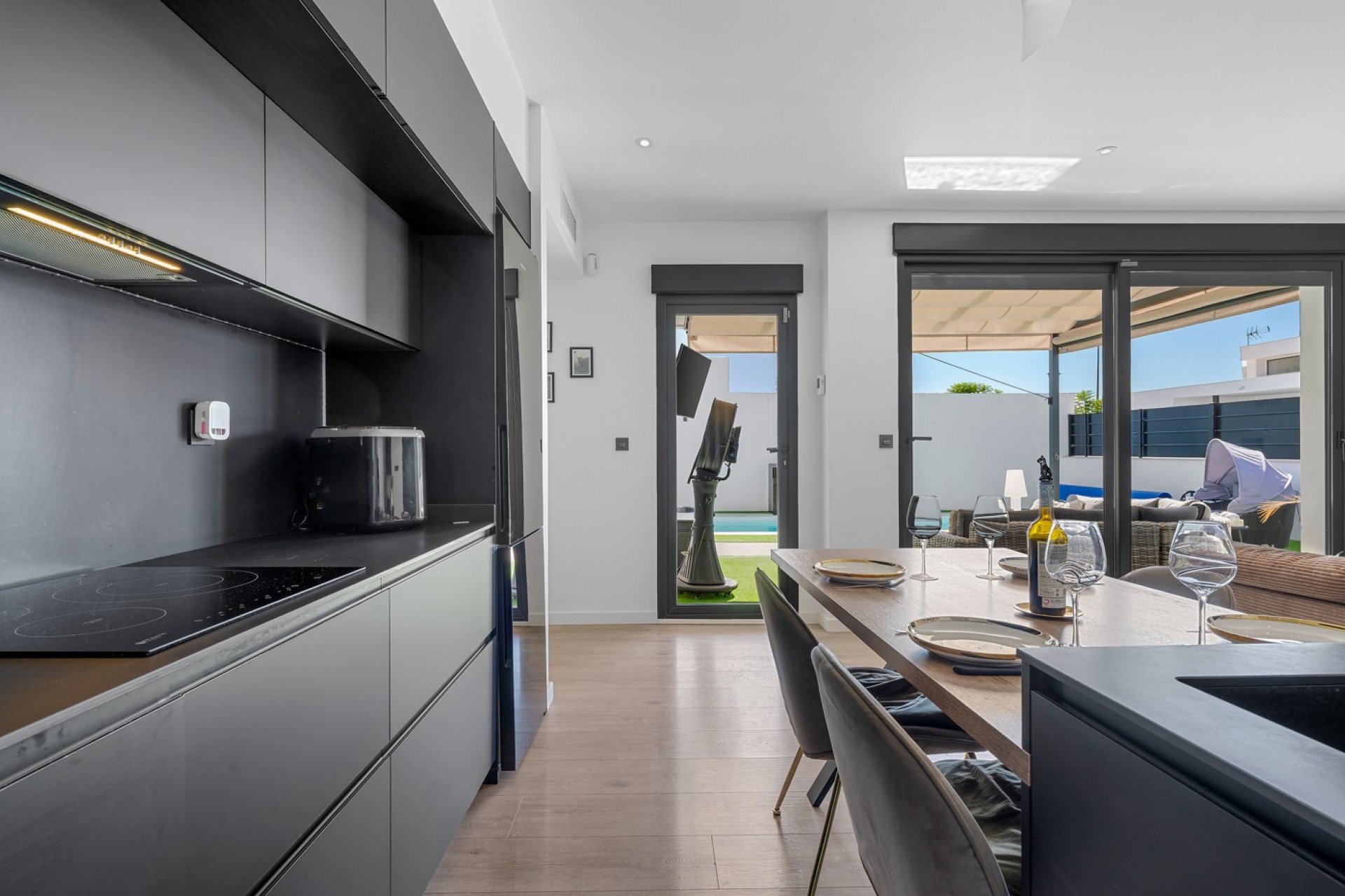 Reventa - Villa -
Fortuna - Urbanizacion Las Kalendas