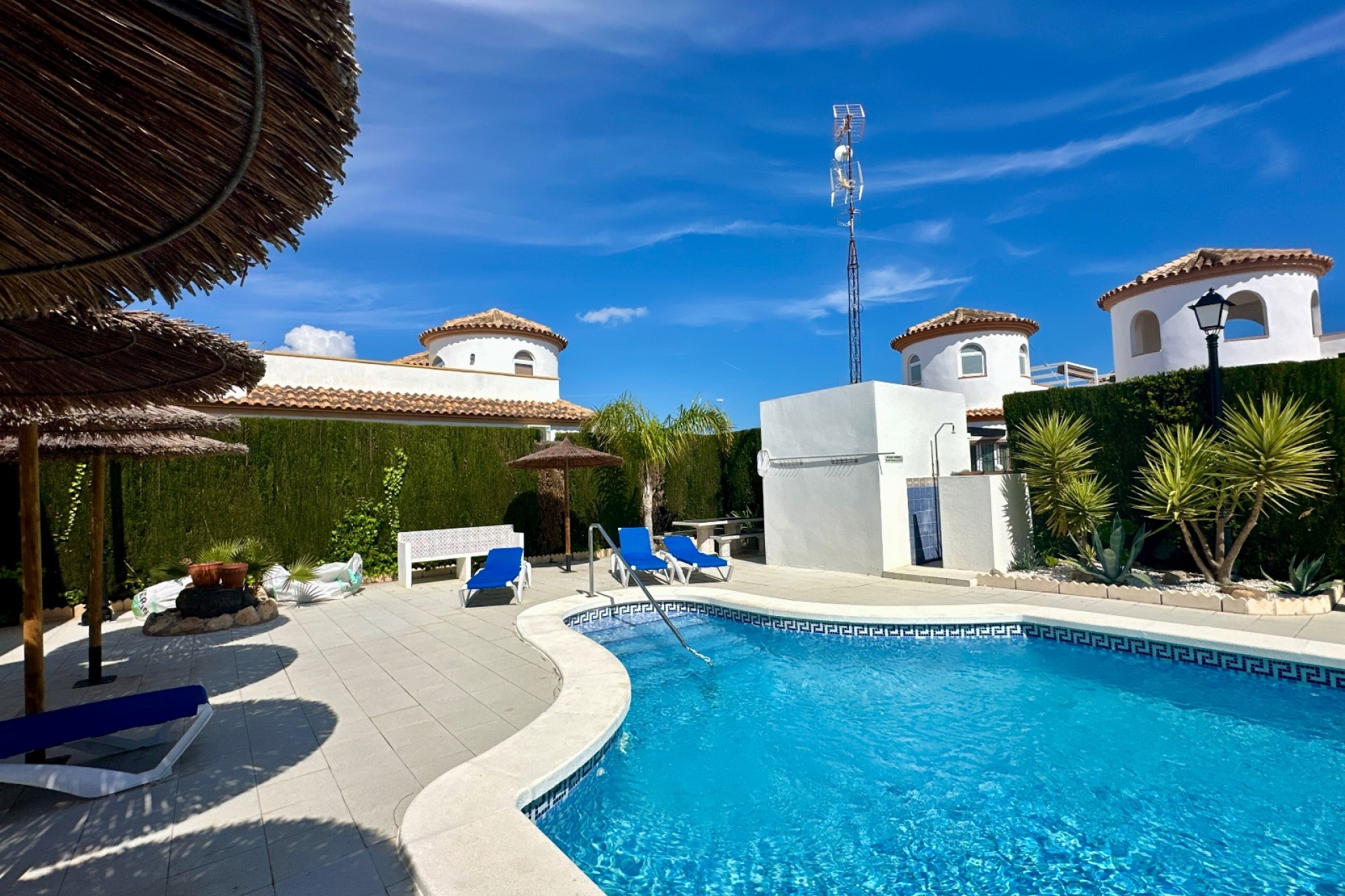 Reventa - Villa -
Guardamar del Segura - El Raso