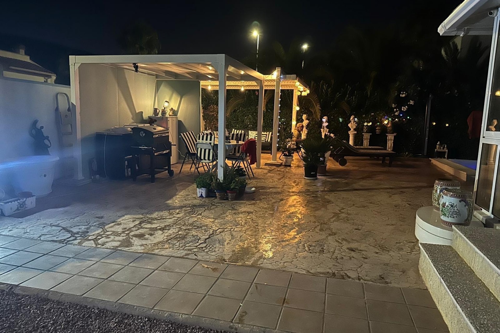 Reventa - Villa -
Hondón de las Nieves - Urbaniz La Montañosa