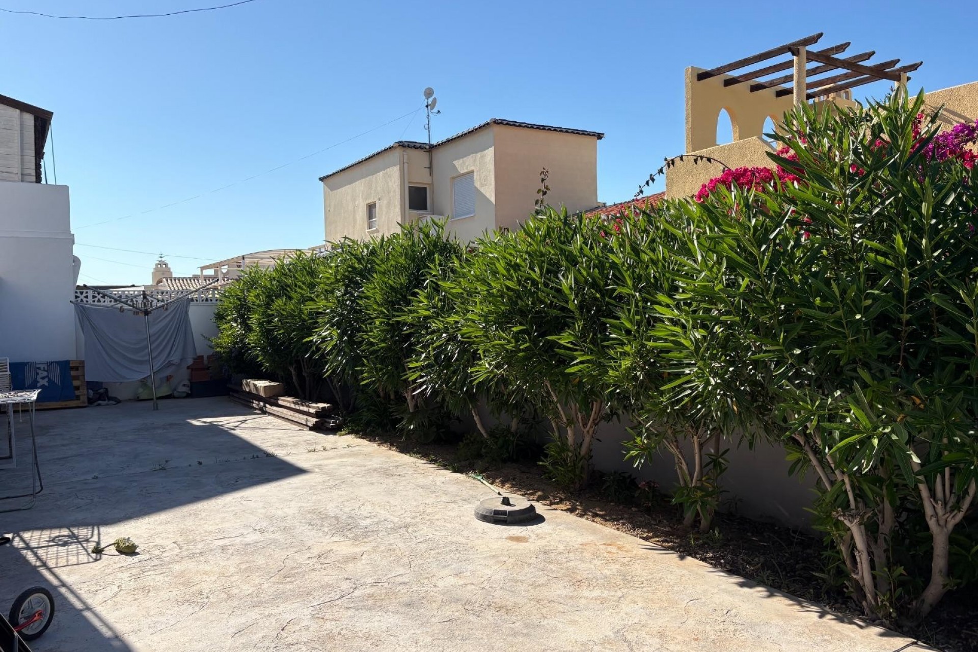 Reventa - Villa / House -
Torrevieja - La Siesta
