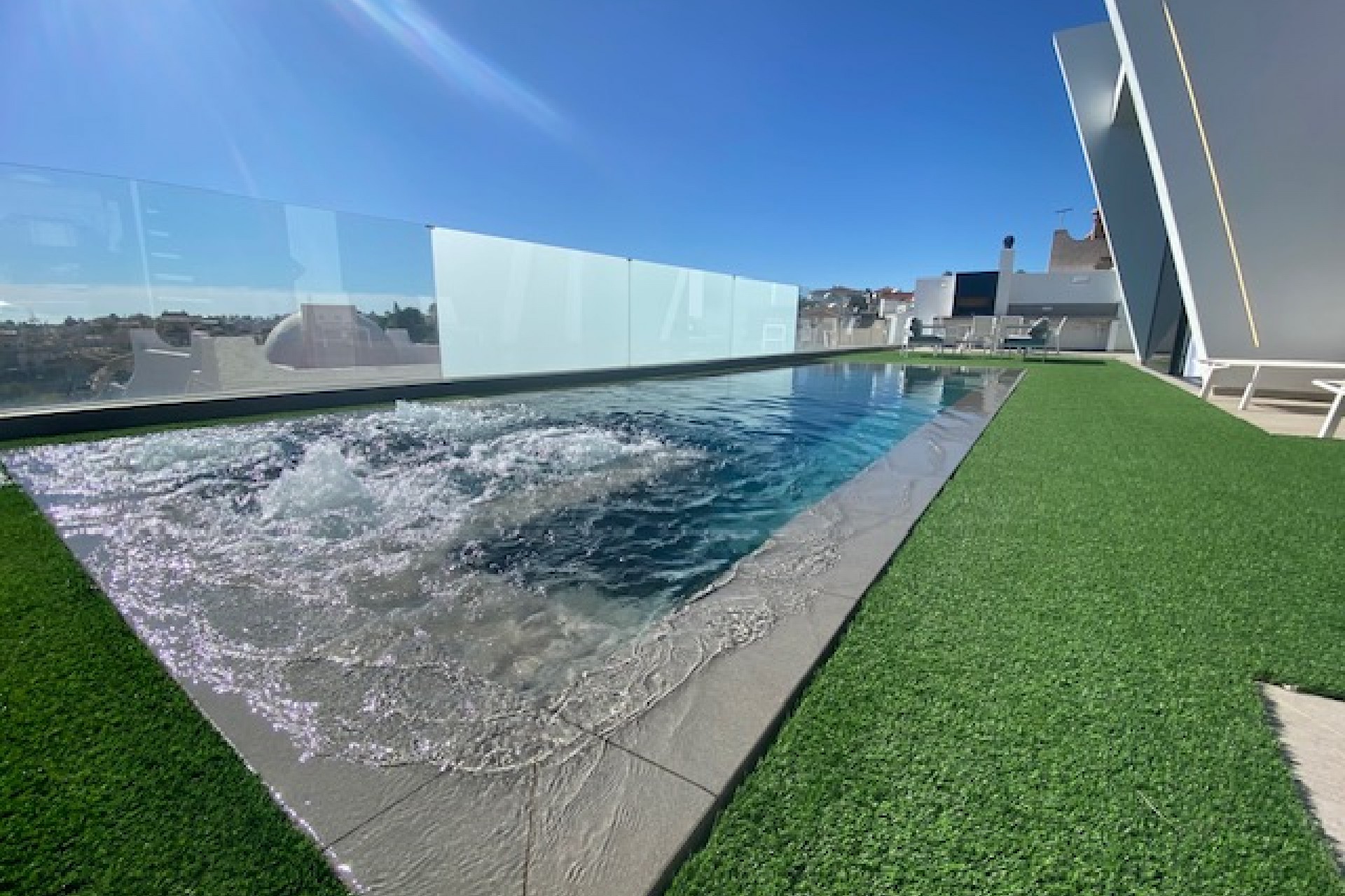 Reventa - Villa -
Los Balcones - Los Altos