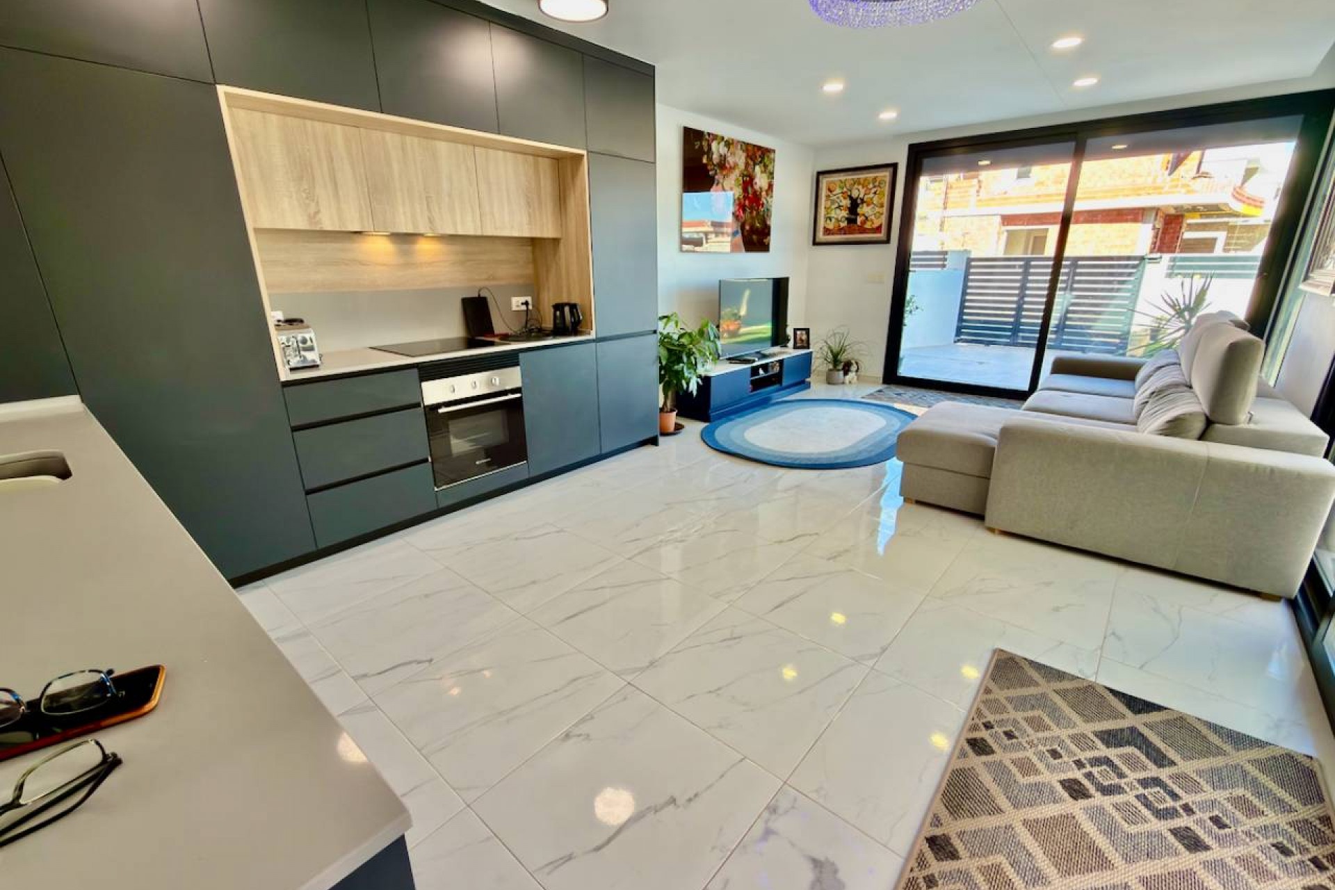 Reventa - Villa -
Los Montesinos - La Herrada