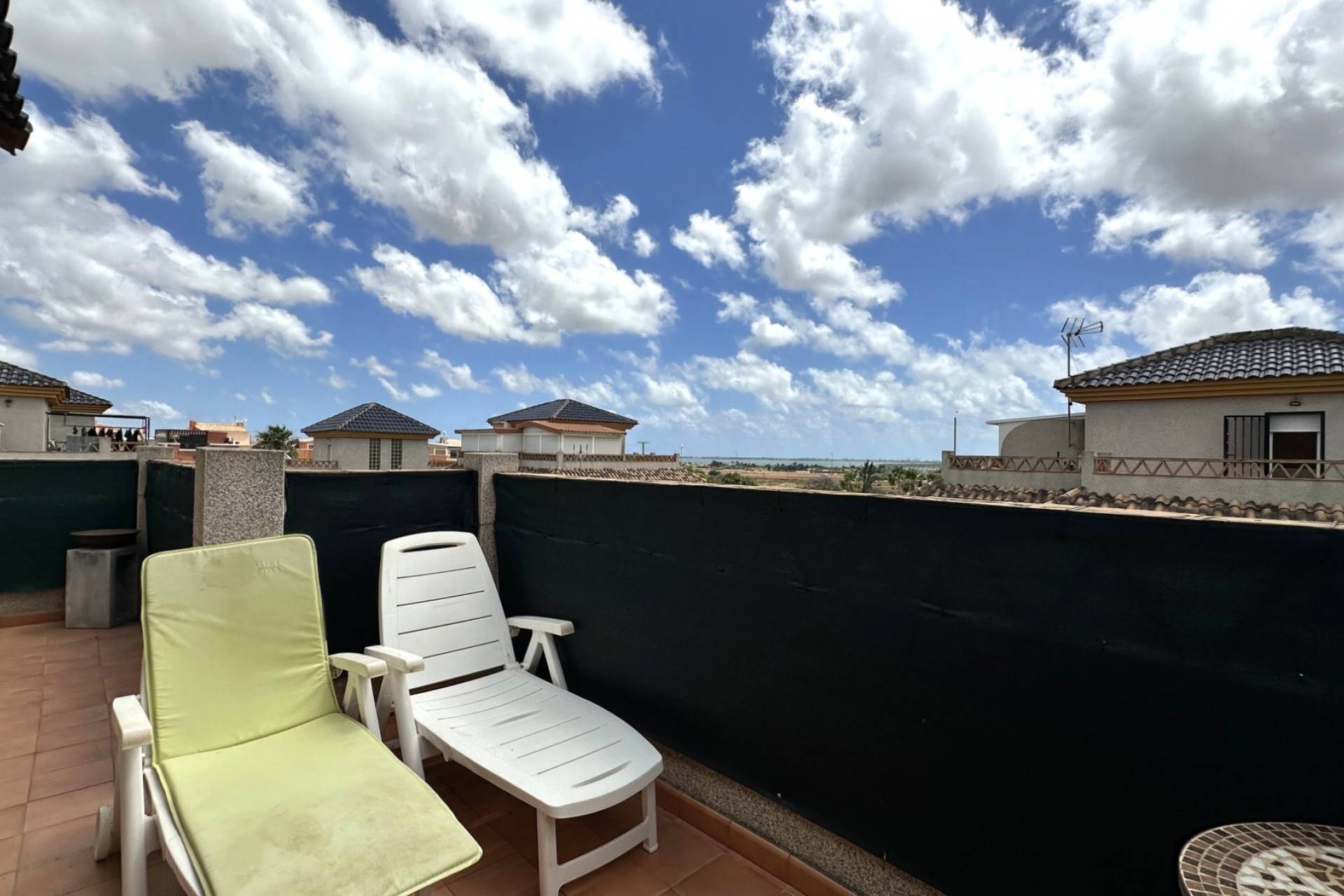 Reventa - Villa -
Los Montesinos - La Herrada