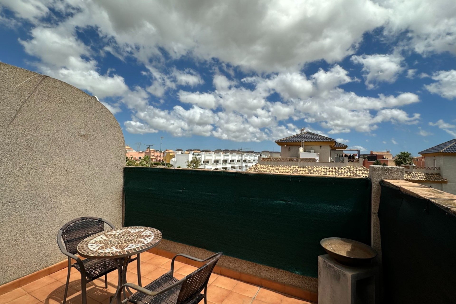 Reventa - Villa -
Los Montesinos - La Herrada