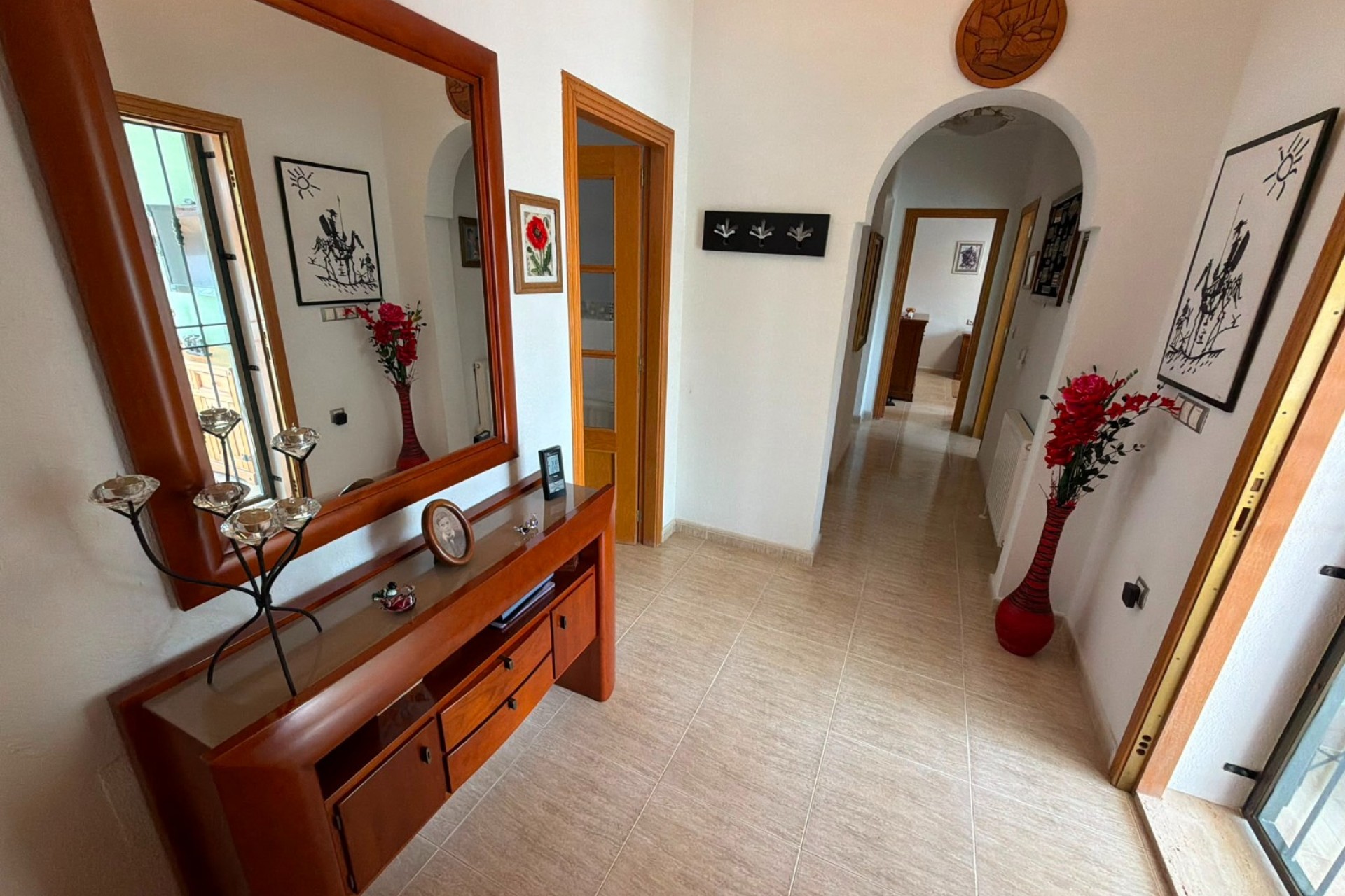 Reventa - Villa -
Los Montesinos - La Herrada