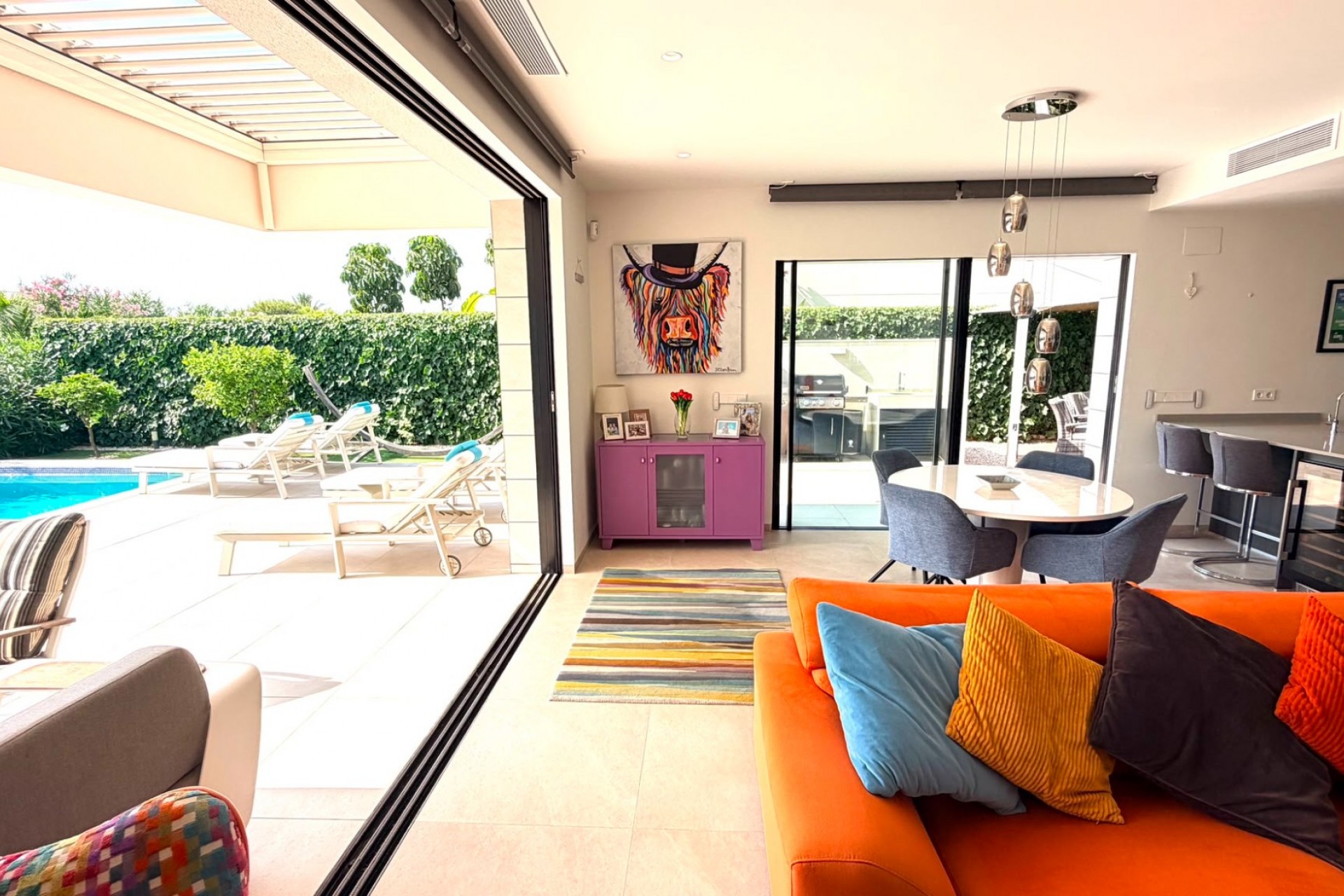 Reventa - Villa -
Los Montesinos - La Herrada