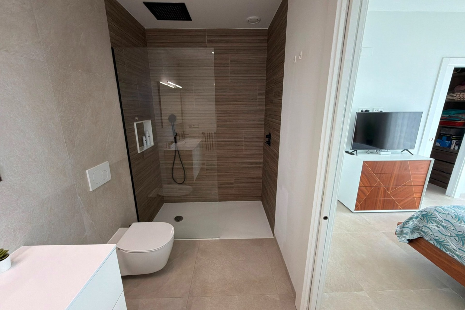 Reventa - Villa -
Los Montesinos - La Herrada
