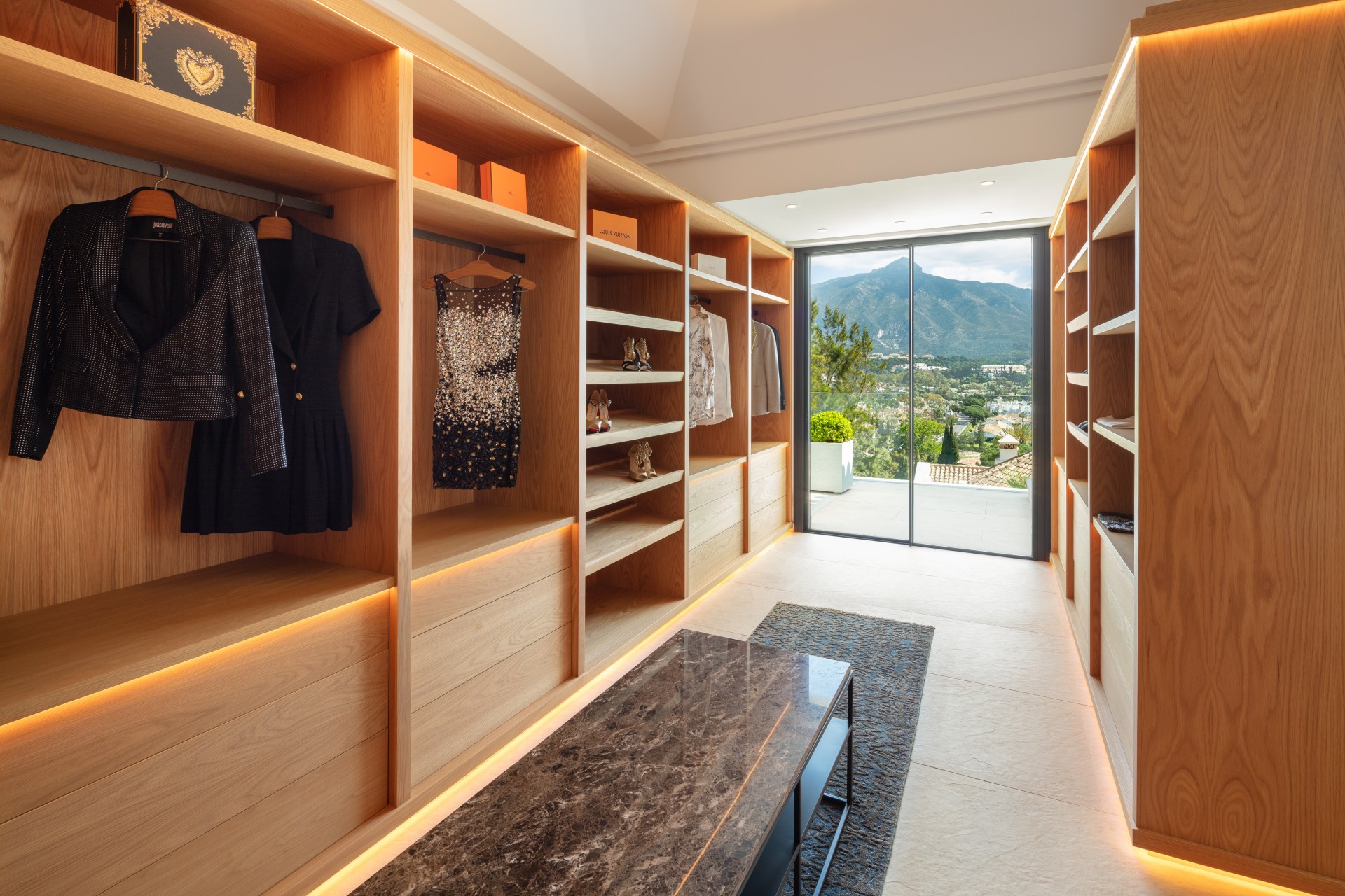 Reventa - Villa -
Marbella - Nueva Andalucía