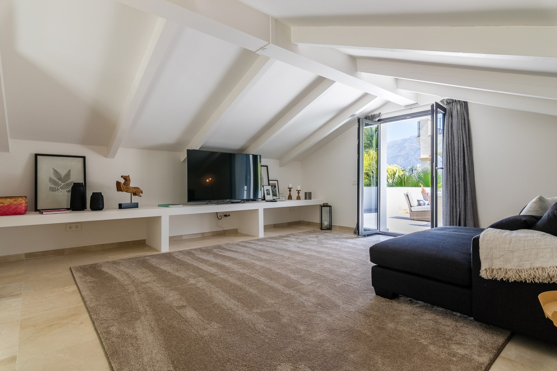 Reventa - Villa -
Marbella - Nueva Andalucía