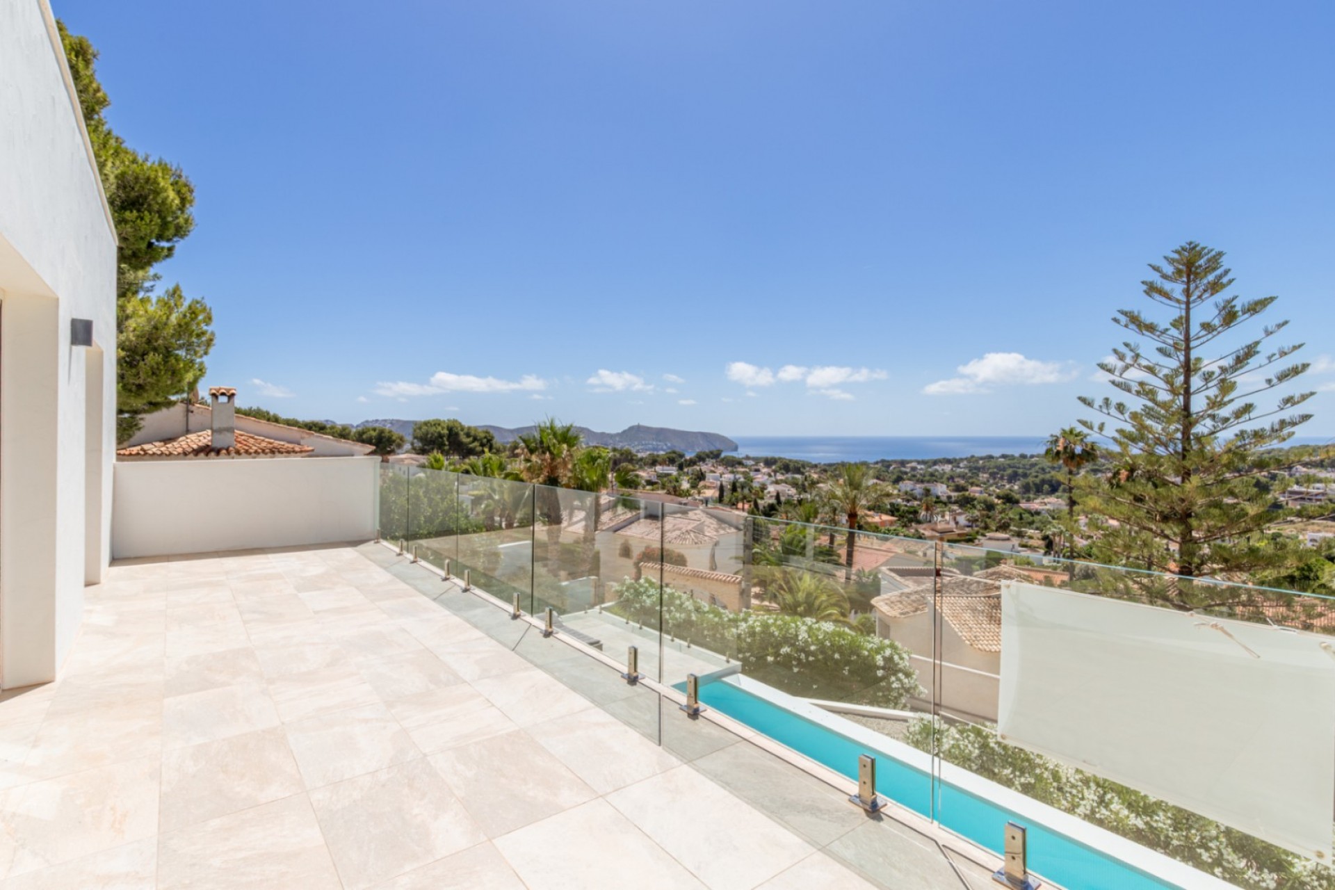 Reventa - Villa -
Moraira - Benimeit