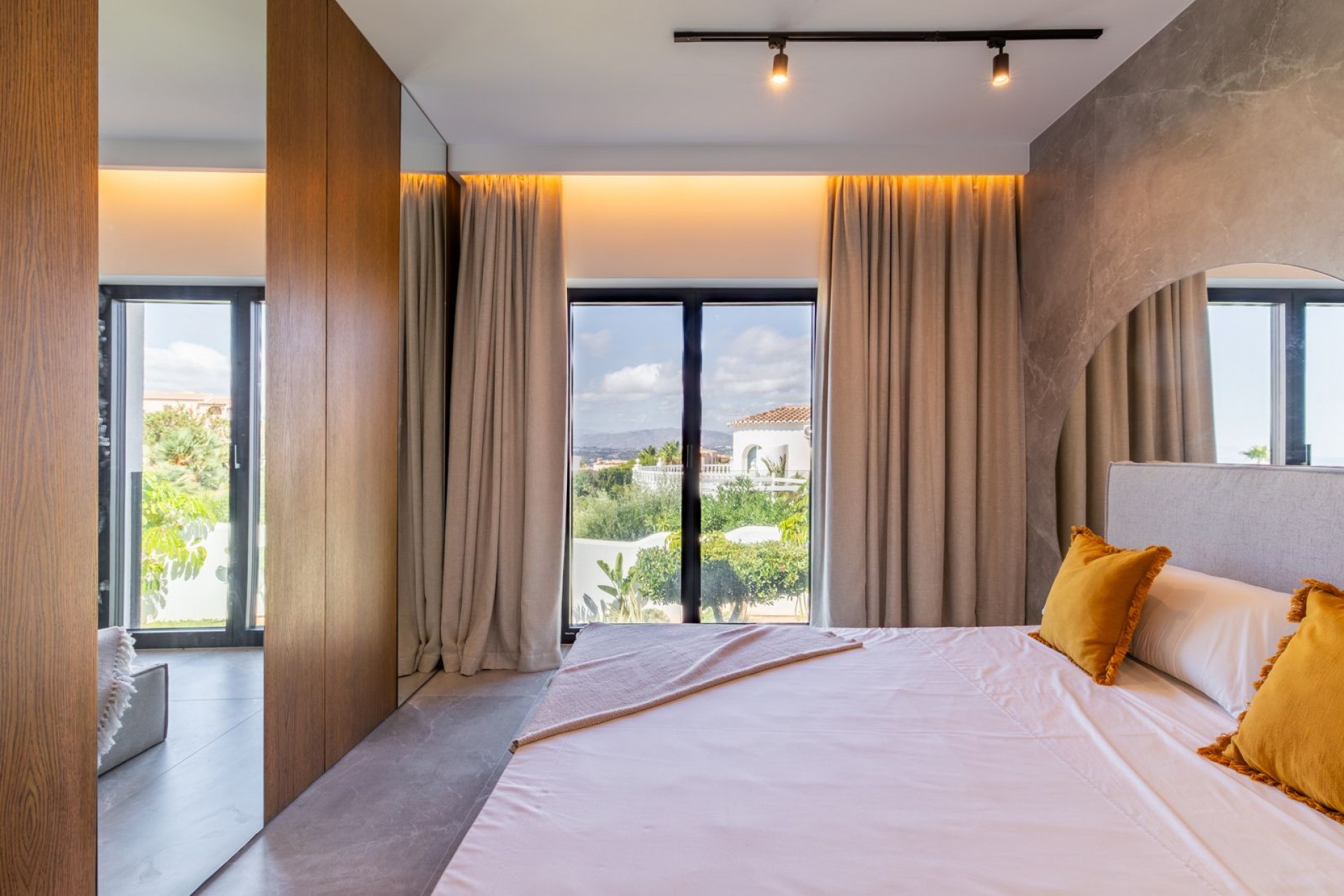 Reventa - Villa -
Moraira - Cumbre del Sol