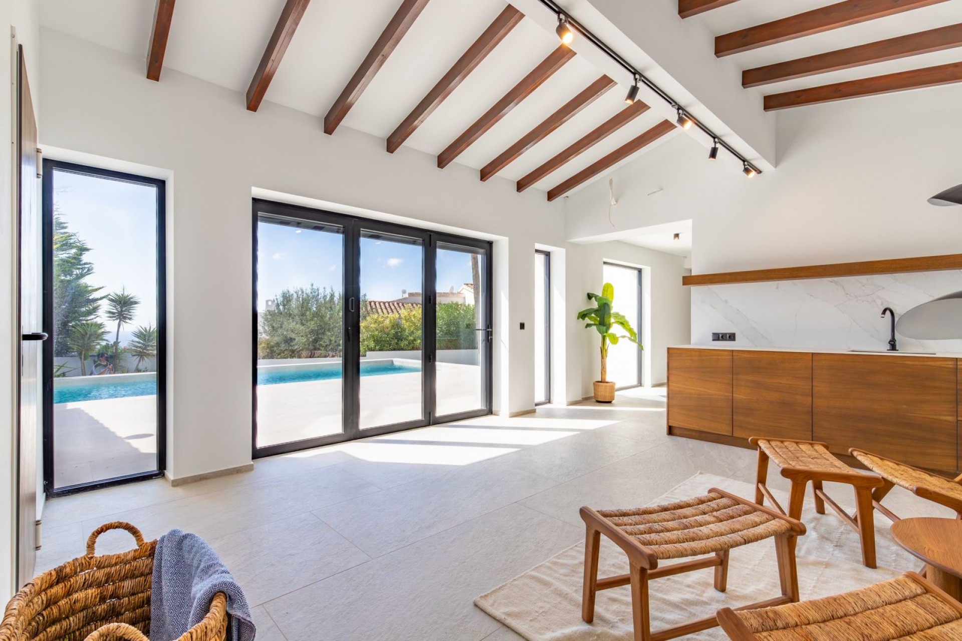 Reventa - Villa -
Moraira - Cumbre del Sol